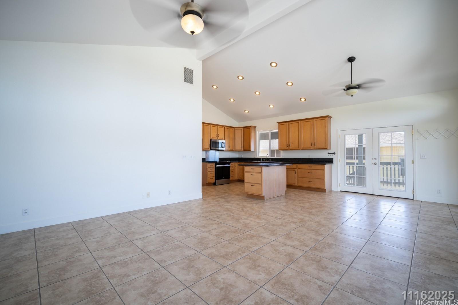 87-110 Kaukama Road Waianae - Rental - photo 11 of 25