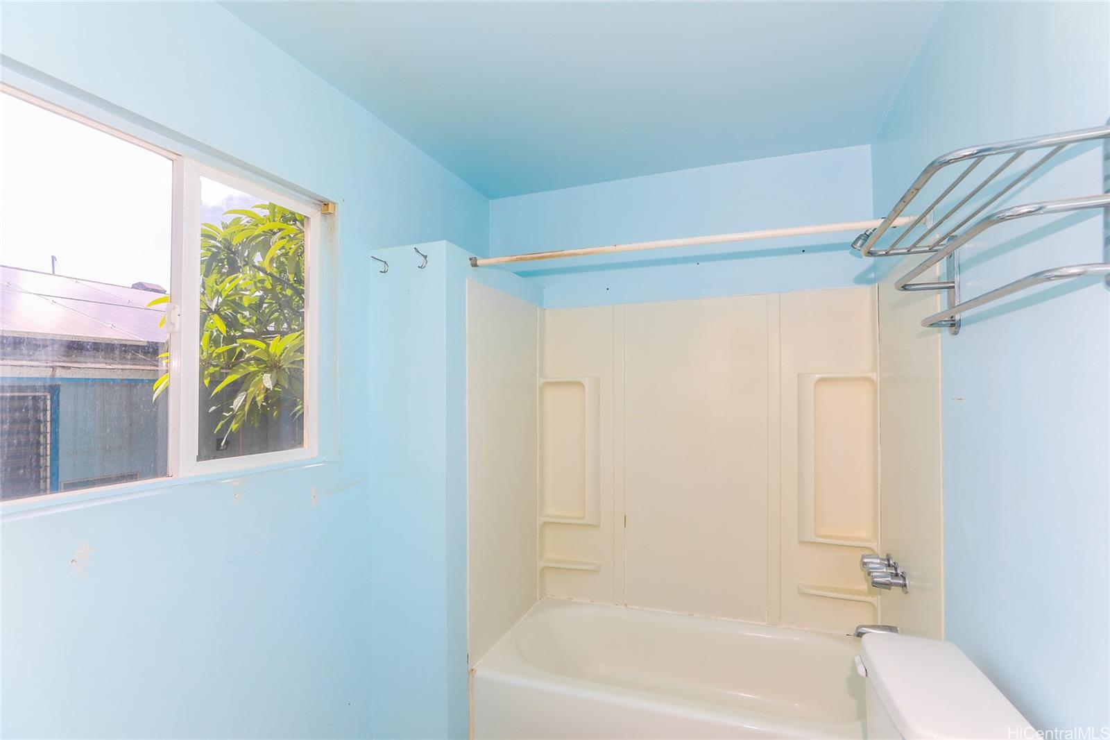 87-118  Alapaki Street Maili, Leeward home - photo 23 of 25