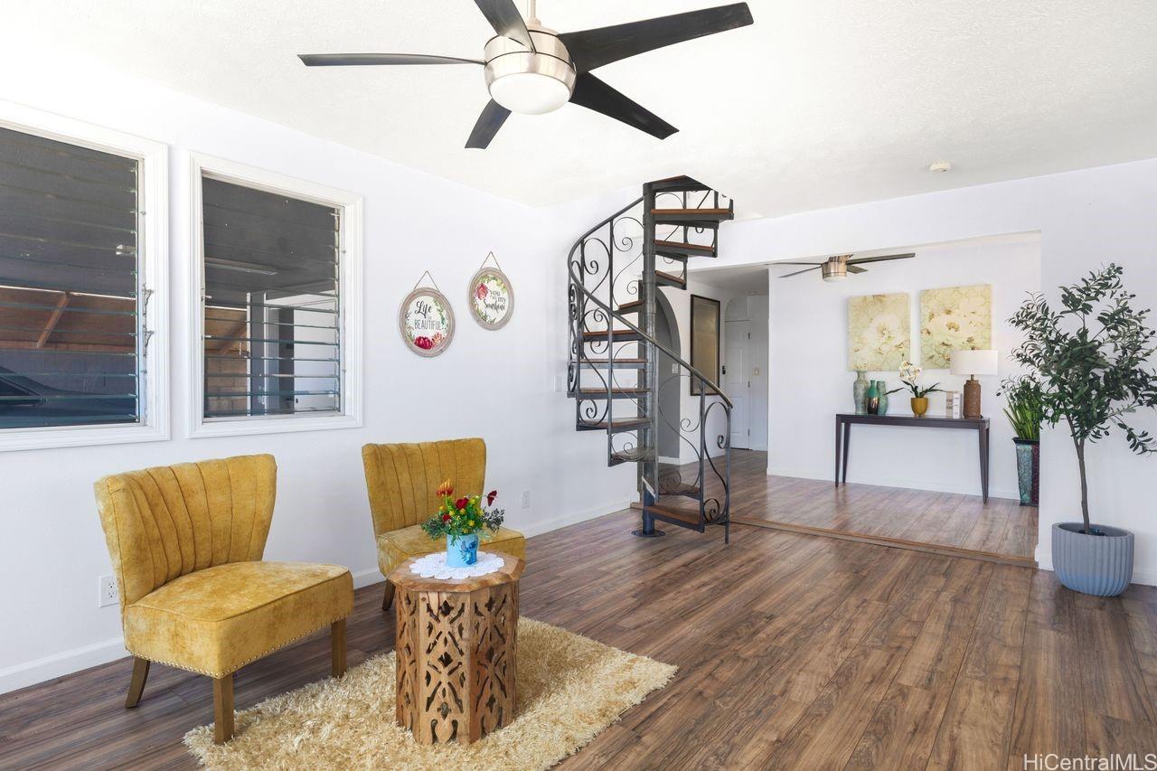 87-129  Palakamana Street Maili, Leeward home - photo 4 of 24