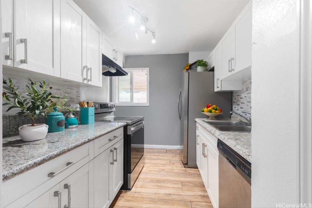 87-129  Palakamana Street Maili, Leeward home - photo 8 of 24