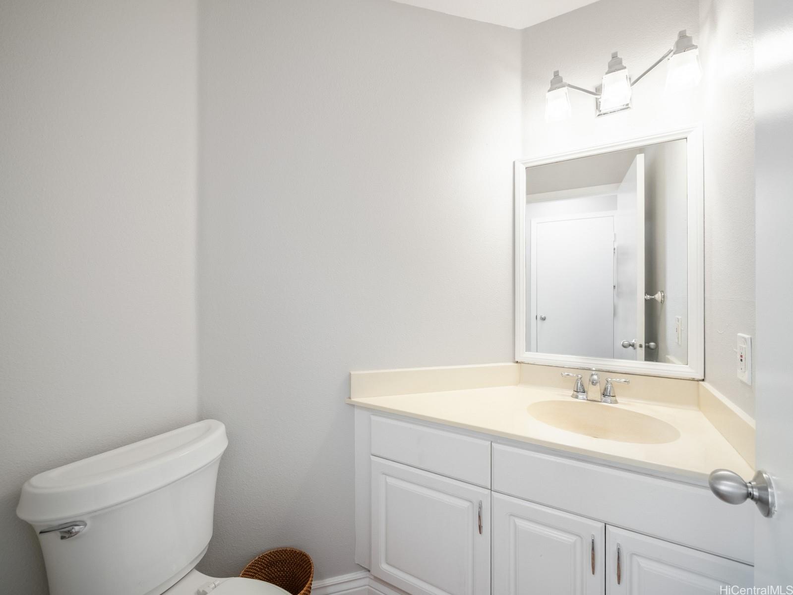 87-131  Helekula Place Maili, Leeward home - photo 8 of 21