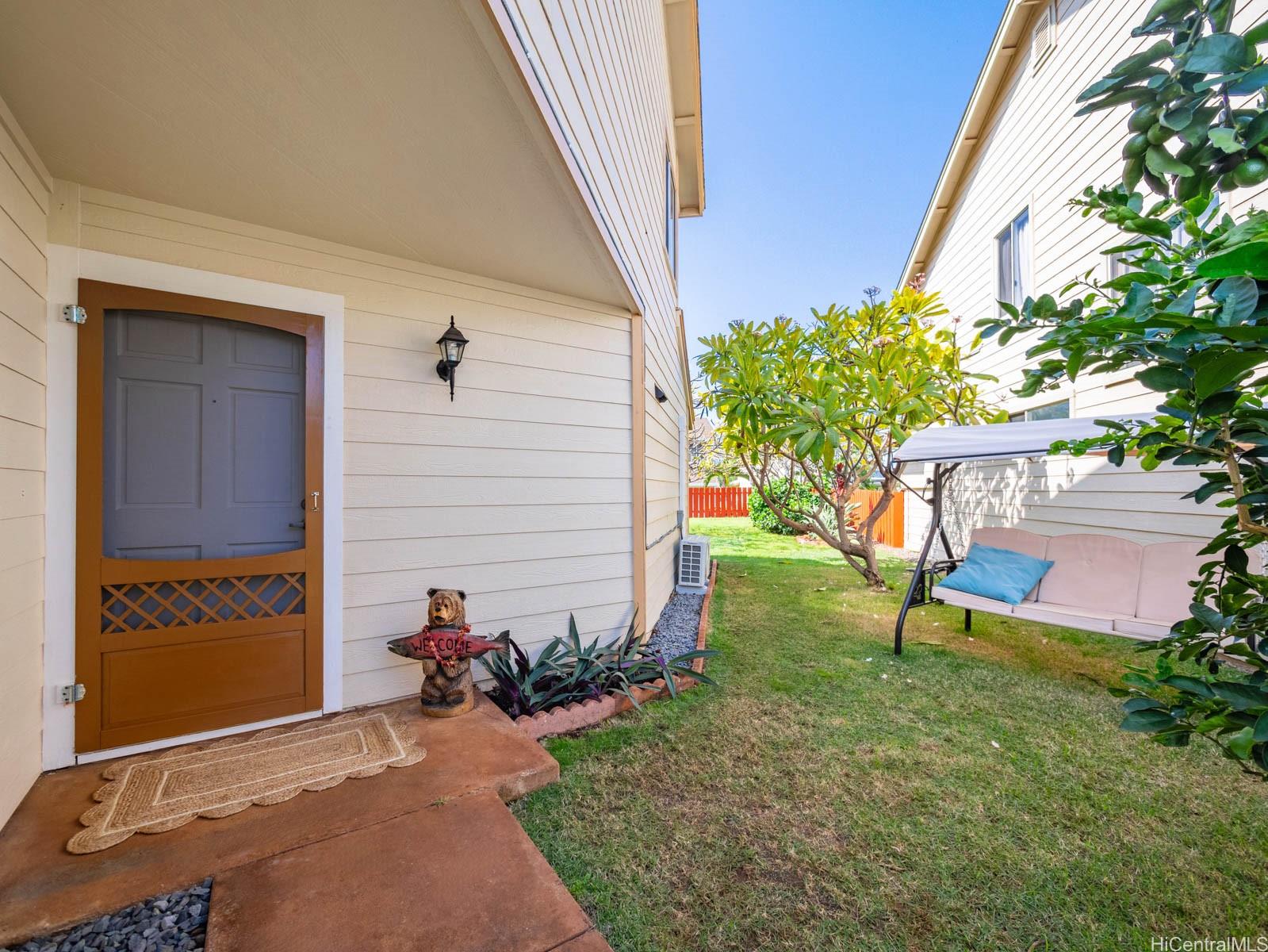 87-131 Helekula Pl Waianae - Rental - photo 2 of 21