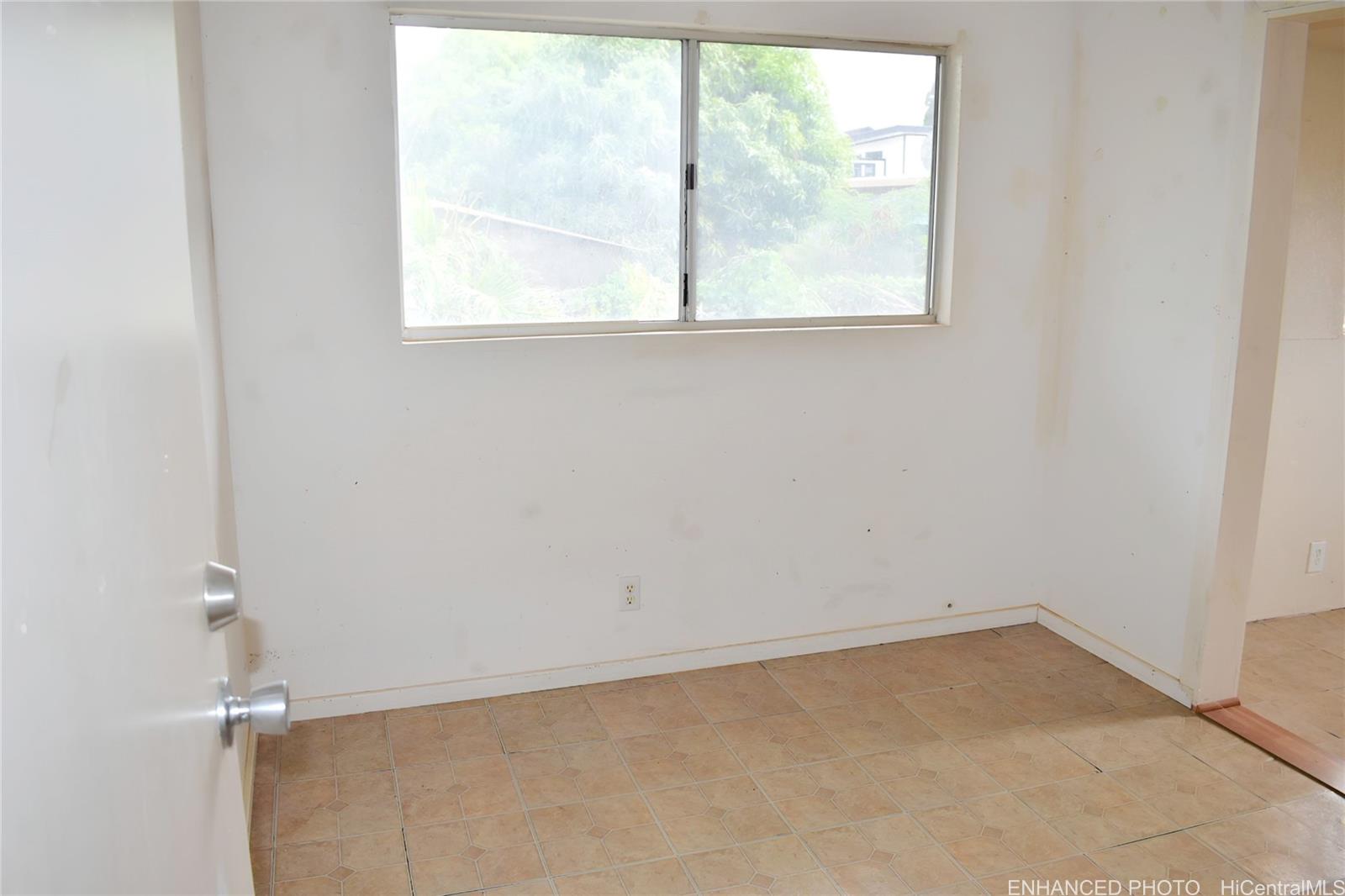 87-133  Pelanaki Street Maili, Leeward home - photo 11 of 12