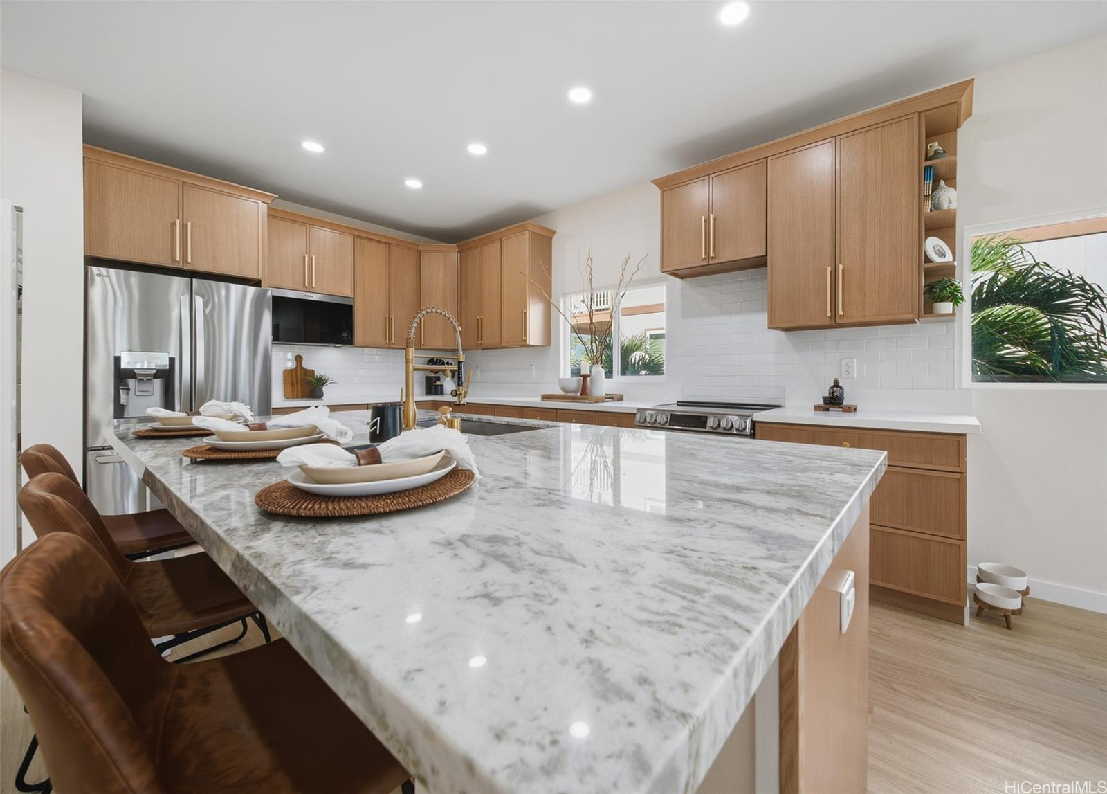 87-134  Makona Street Maili, Leeward home - photo 5 of 25