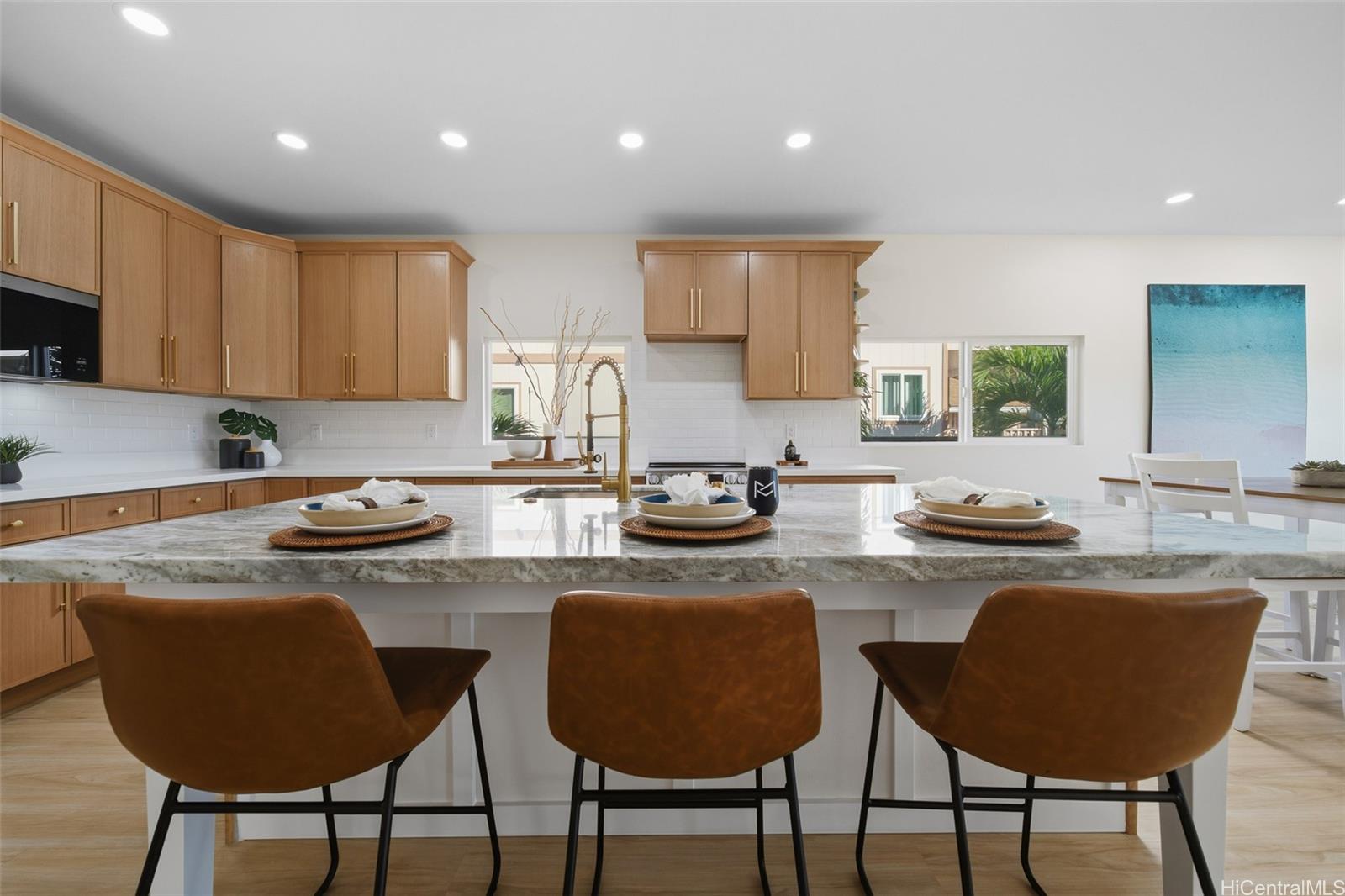 87-134  Makona Street Maili, Leeward home - photo 6 of 25