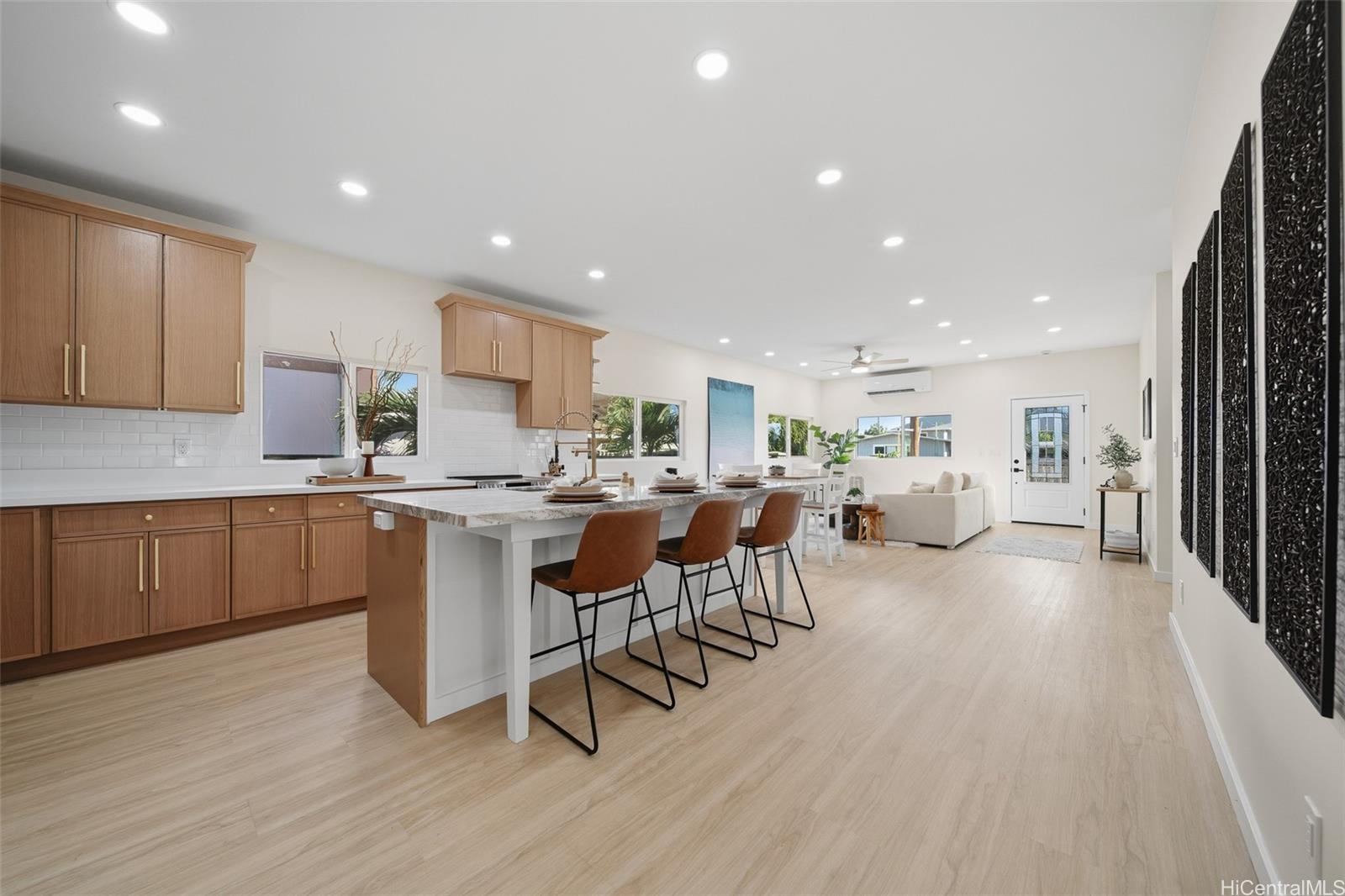 87-134  Makona Street Maili, Leeward home - photo 7 of 25