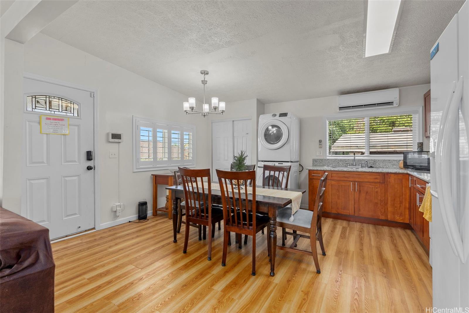 87-1423  Akowai Road Maili, Leeward home - photo 4 of 24