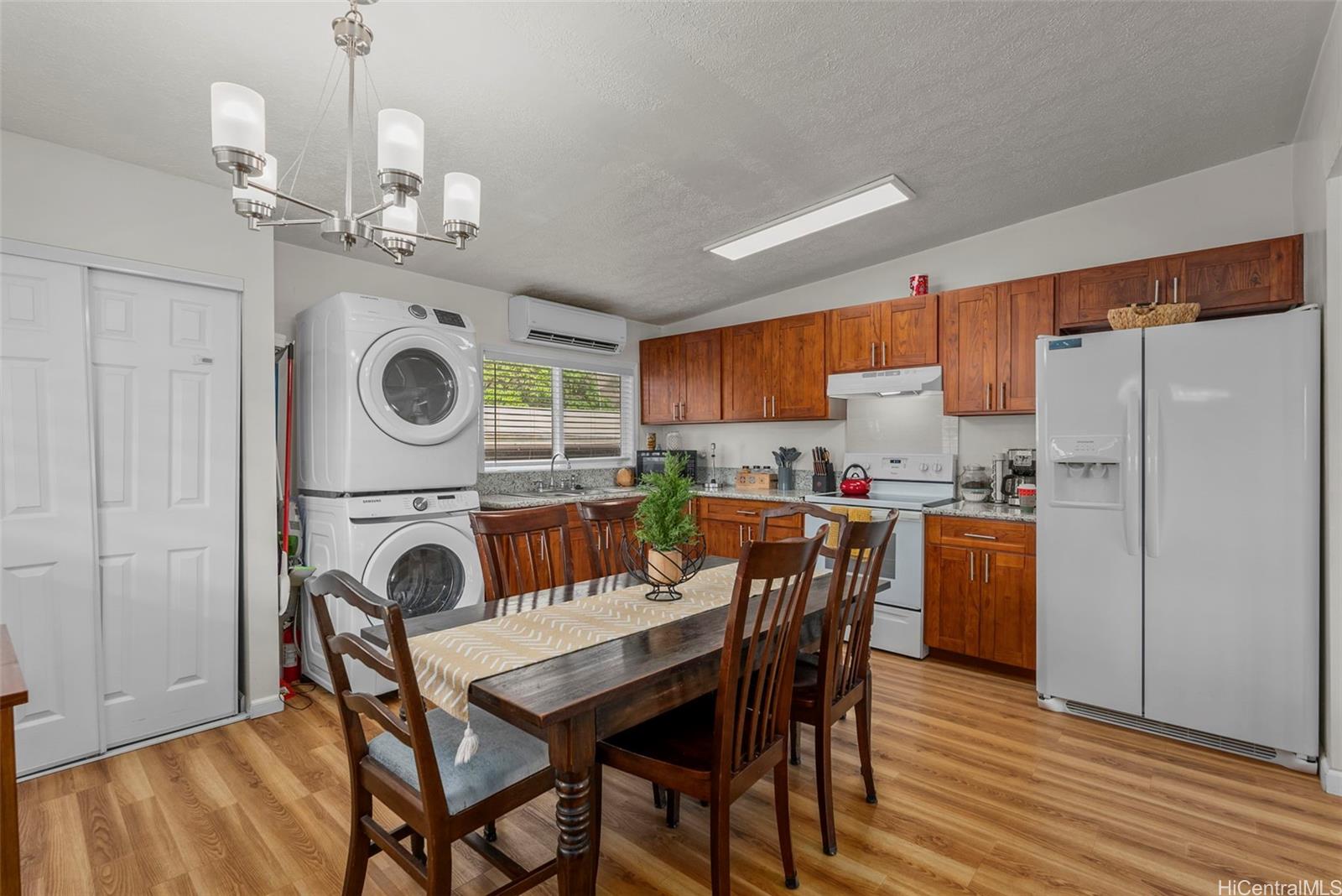 87-1423  Akowai Road Maili, Leeward home - photo 5 of 24