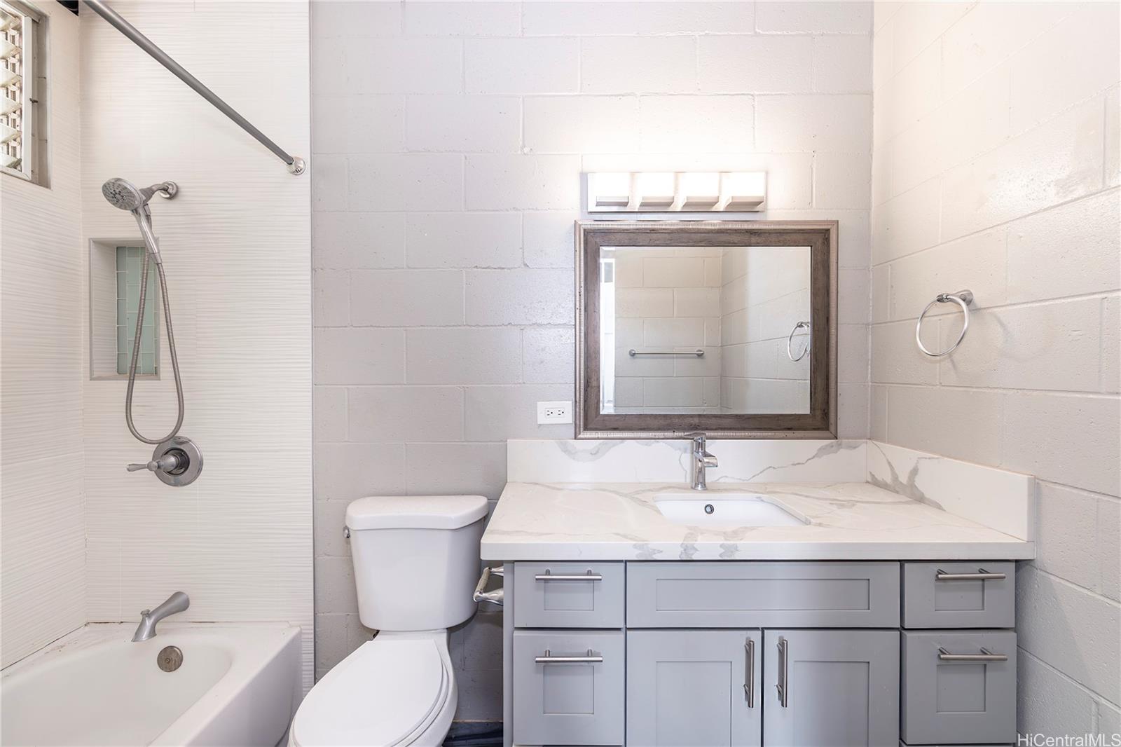 87-144  Keliikipi St Maili, Leeward home - photo 15 of 24