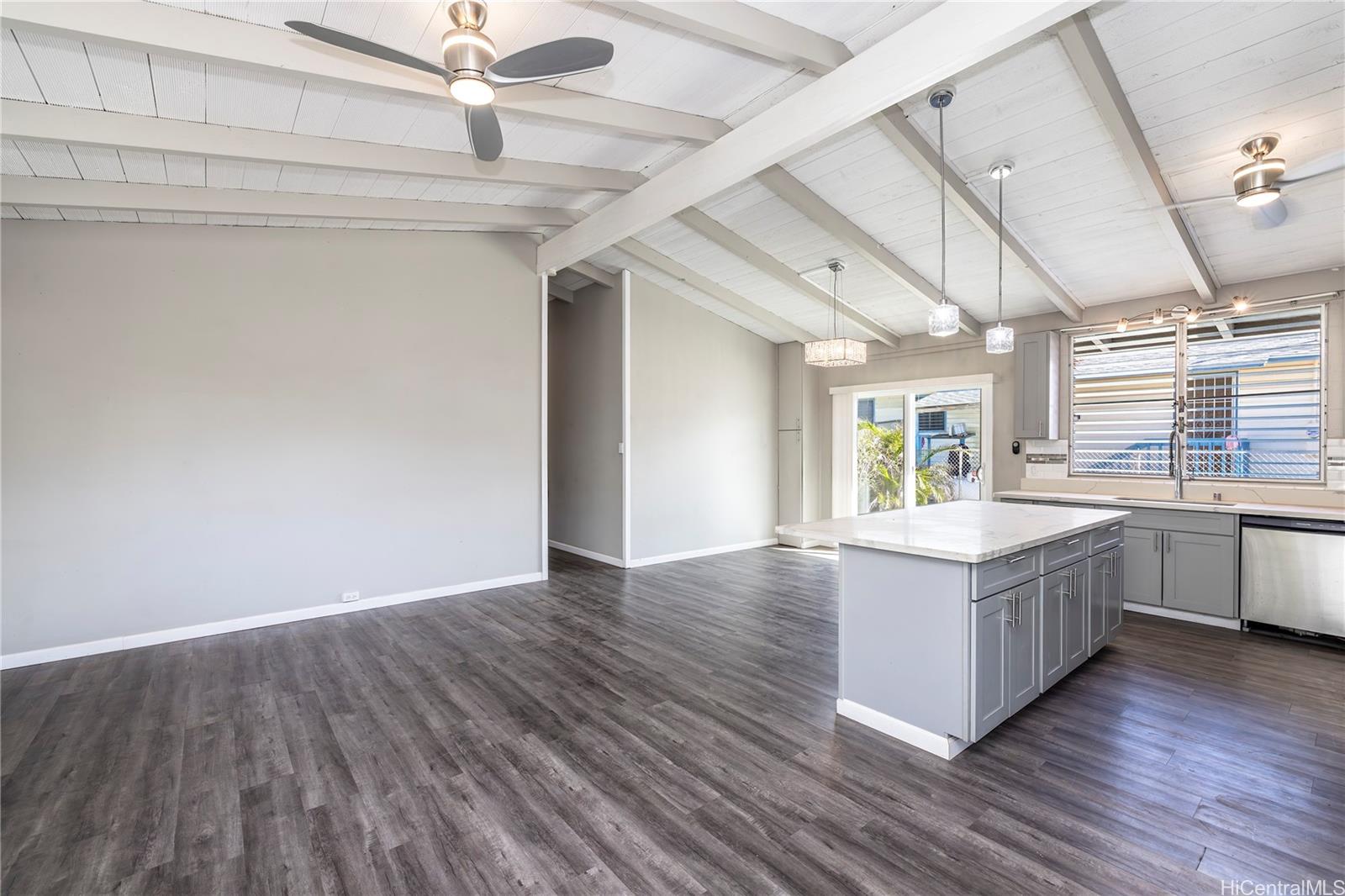 87-144  Keliikipi St Maili, Leeward home - photo 4 of 24