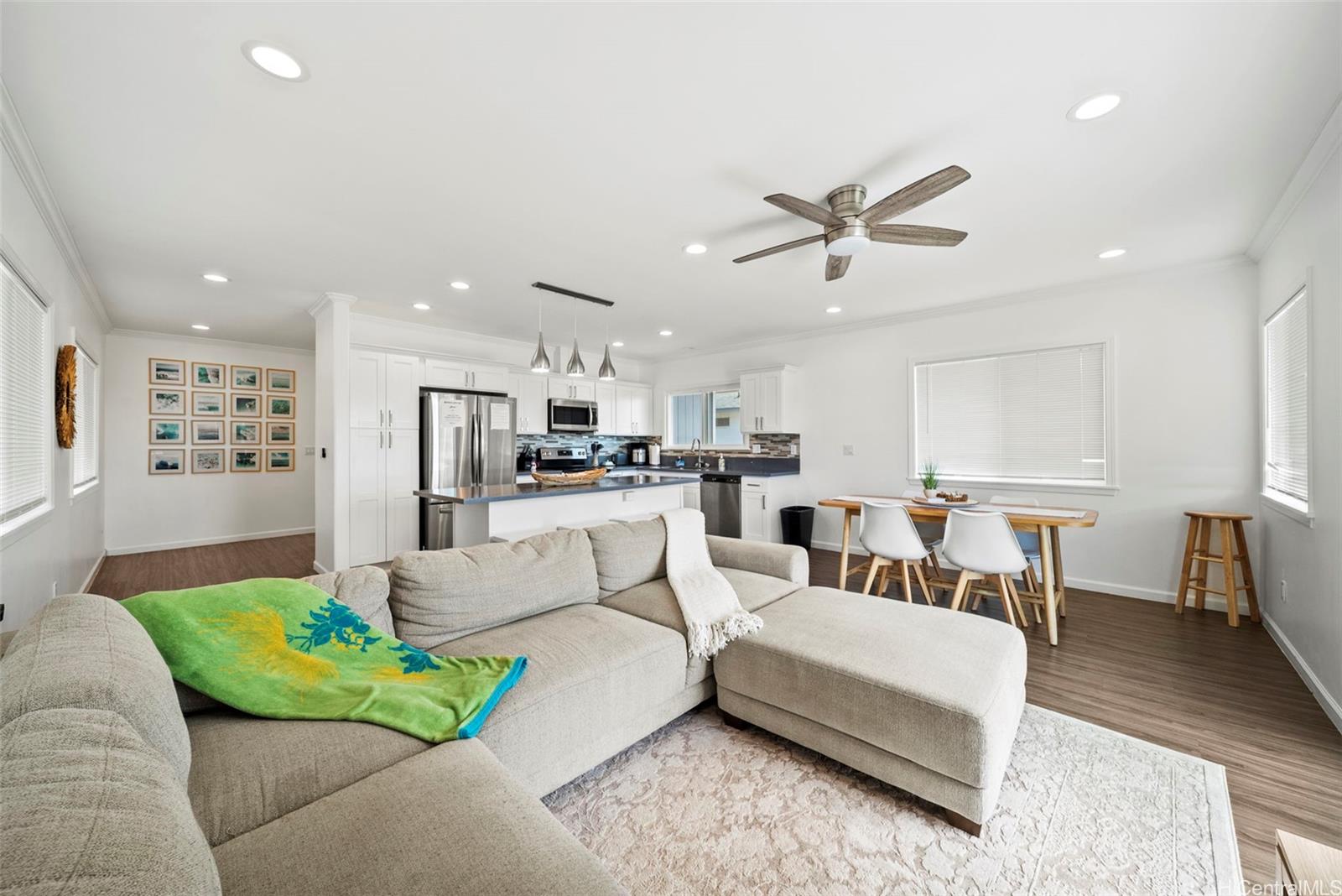 87-1446  Akowai Rd Maili, Leeward home - photo 5 of 23