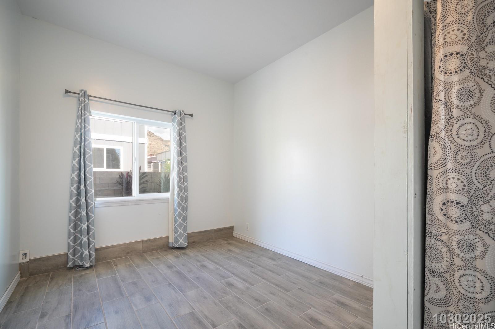 87-1450 Farrington Hwy Waianae - Rental - photo 13 of 14