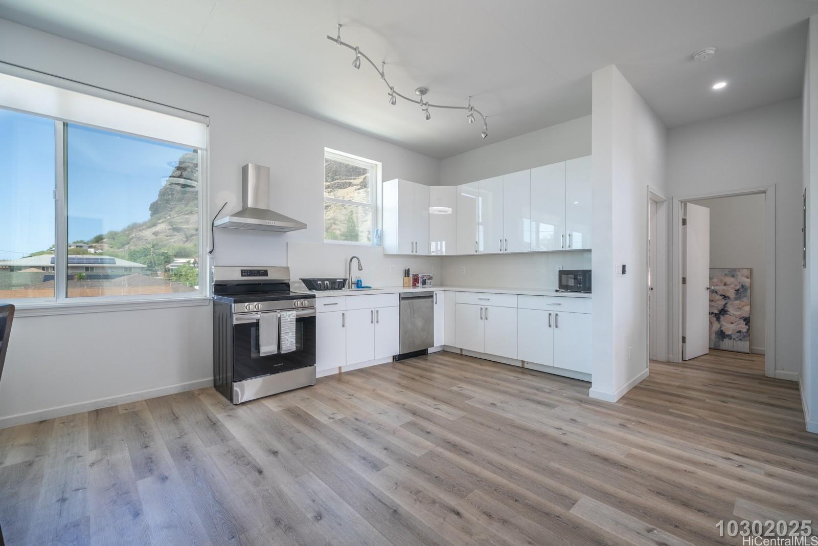 87-1450 Farrington Hwy Waianae - Rental - photo 7 of 21