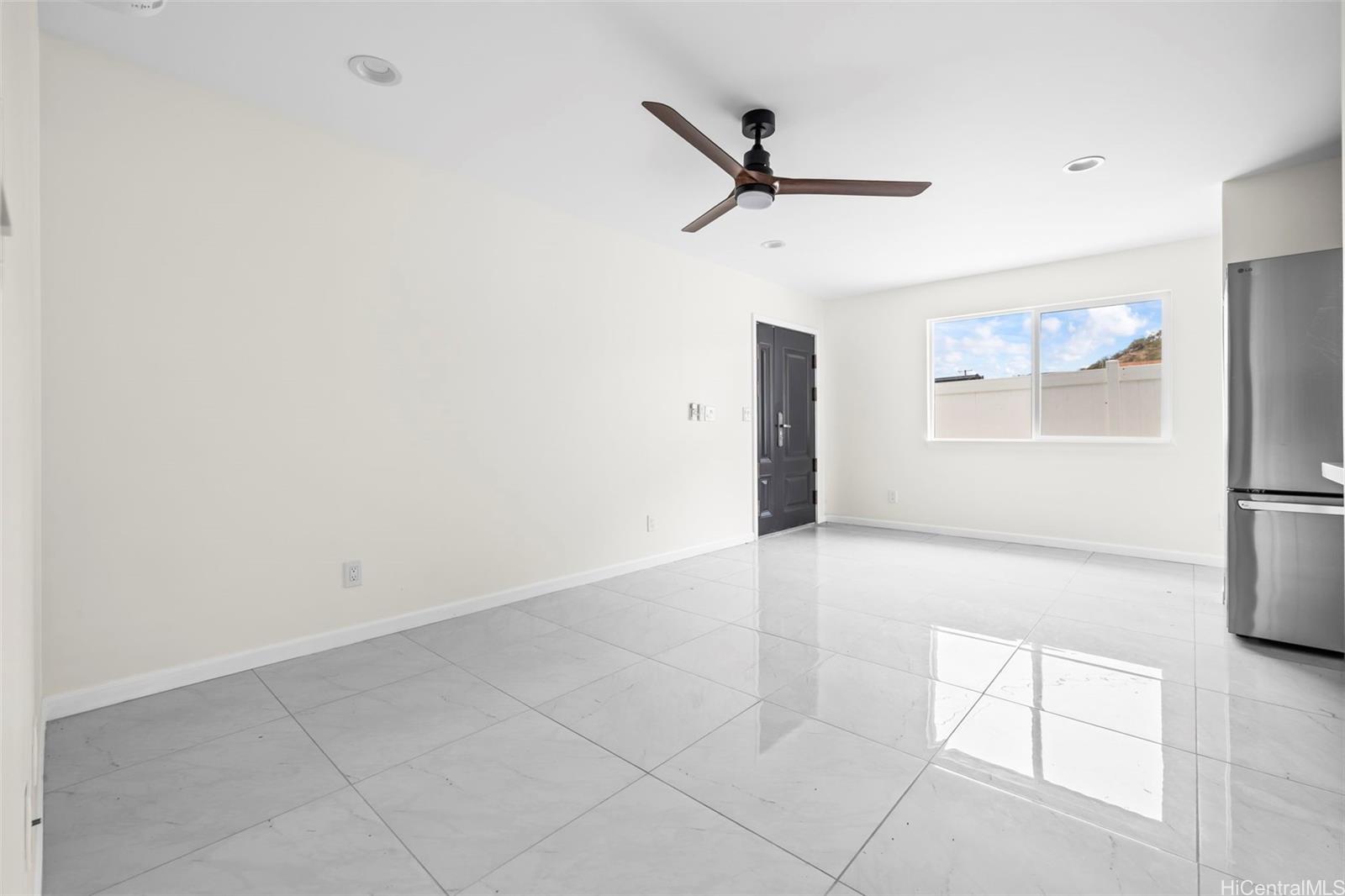 87-1474 A  Akowai Rd Maili, Leeward home - photo 3 of 17