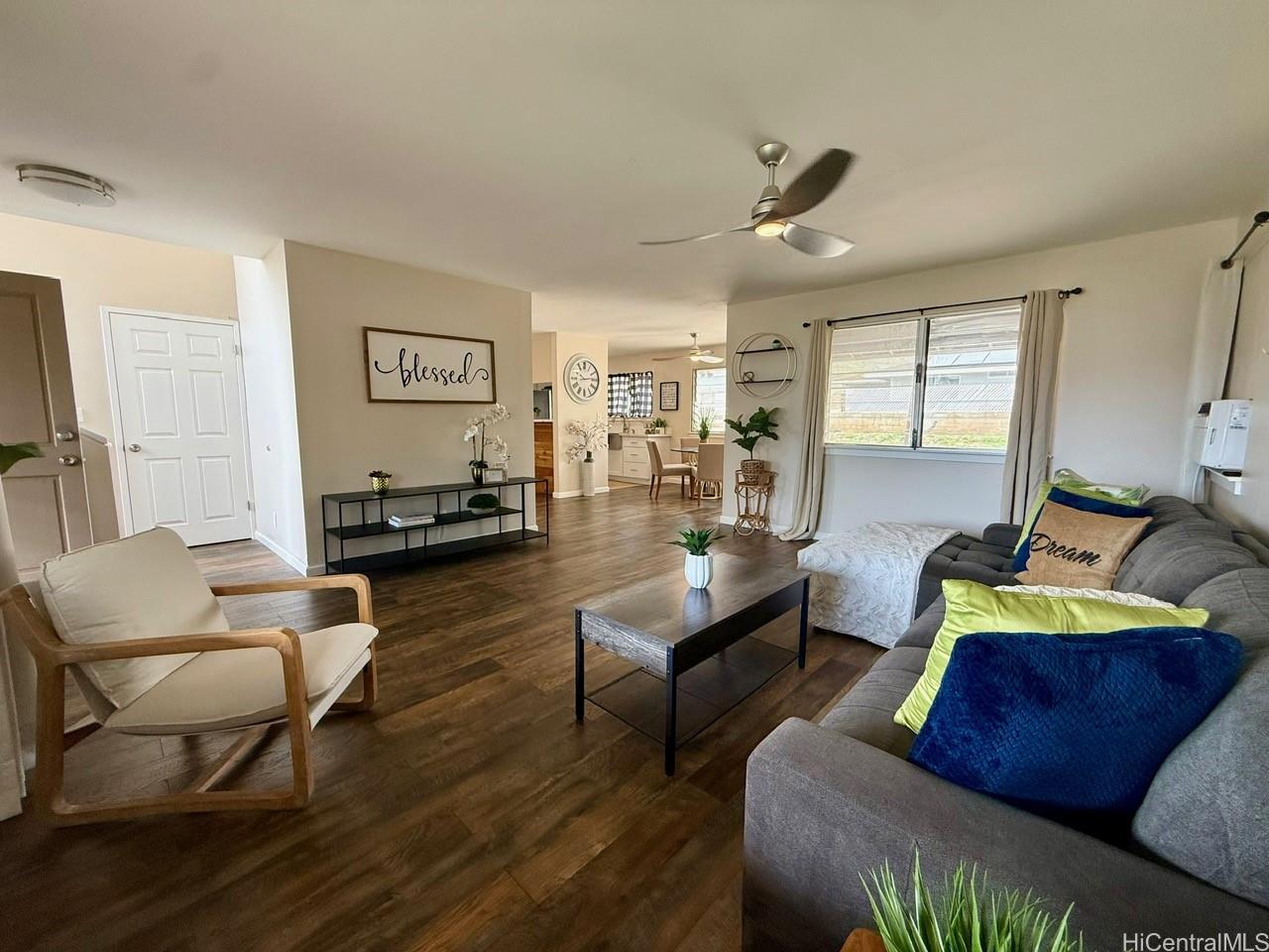 87-154  Laiku Street Maili, Leeward home - photo 3 of 19