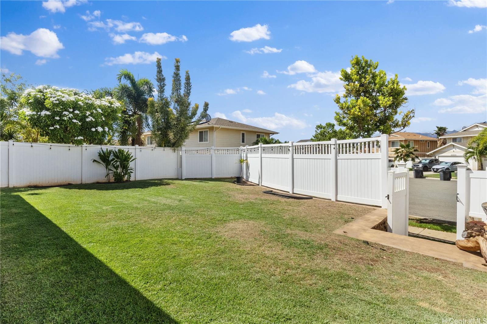 87-1540  Kuaha Street Maili Sea-makalae 1, Leeward home - photo 16 of 23