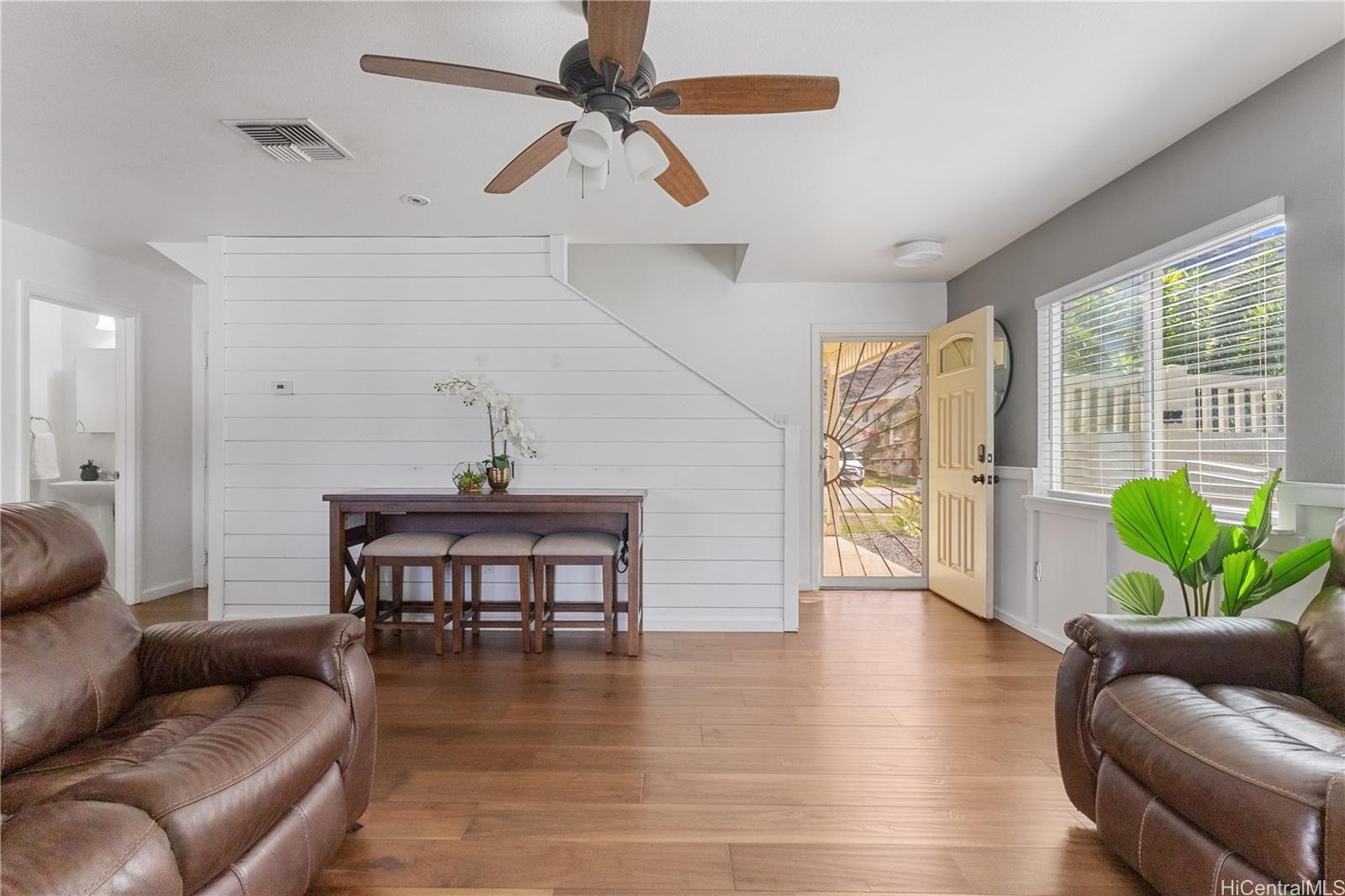 87-1540  Kuaha Street Maili Sea-makalae 1, Leeward home - photo 4 of 23