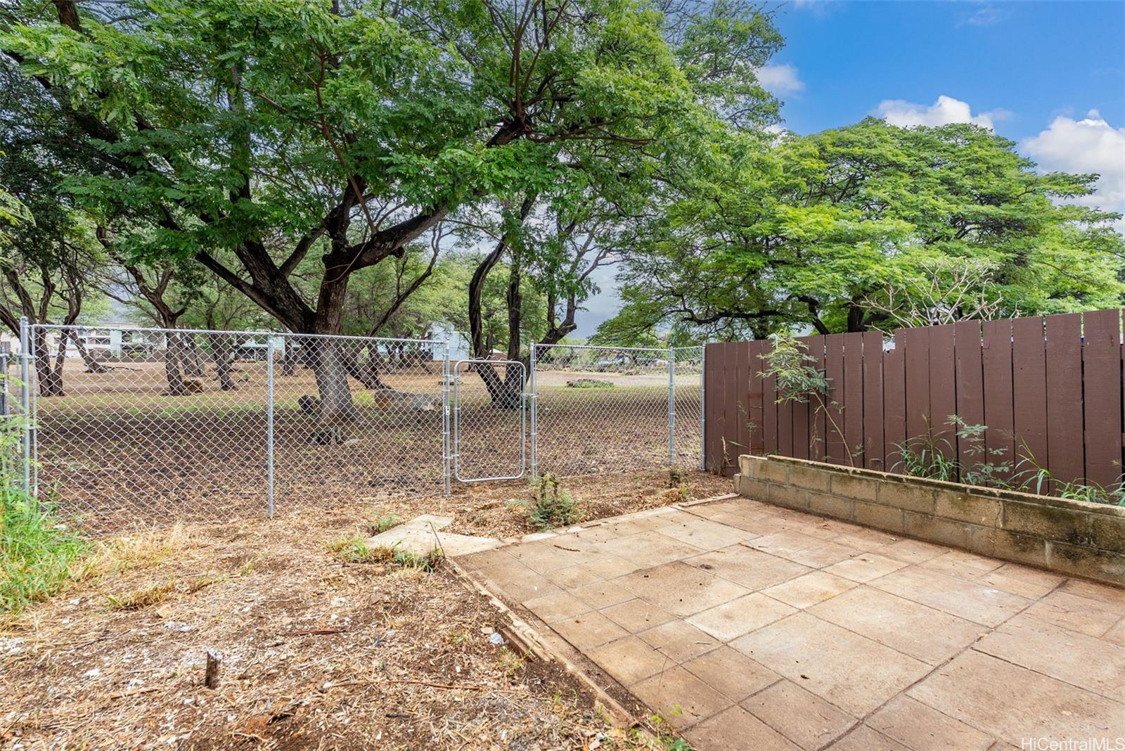 Puu Heleakala condo # 2, Waianae, Hawaii - photo 17 of 18