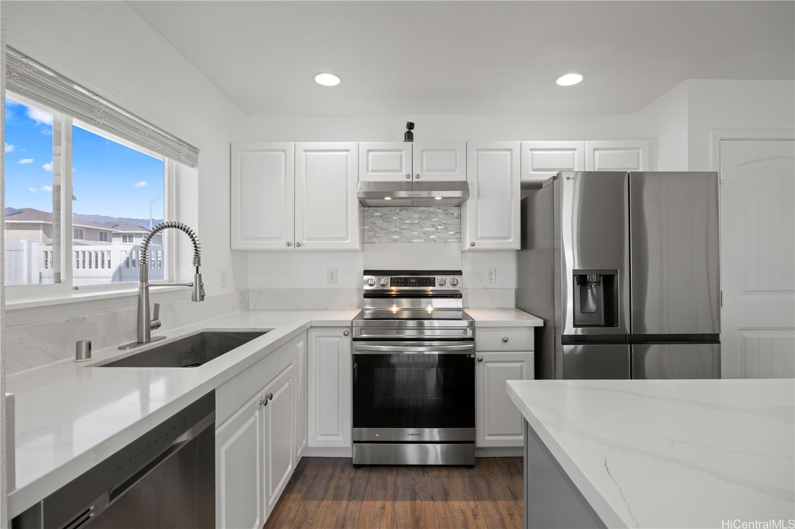 87-1635 Mokila St Waianae - Rental - photo 2 of 24