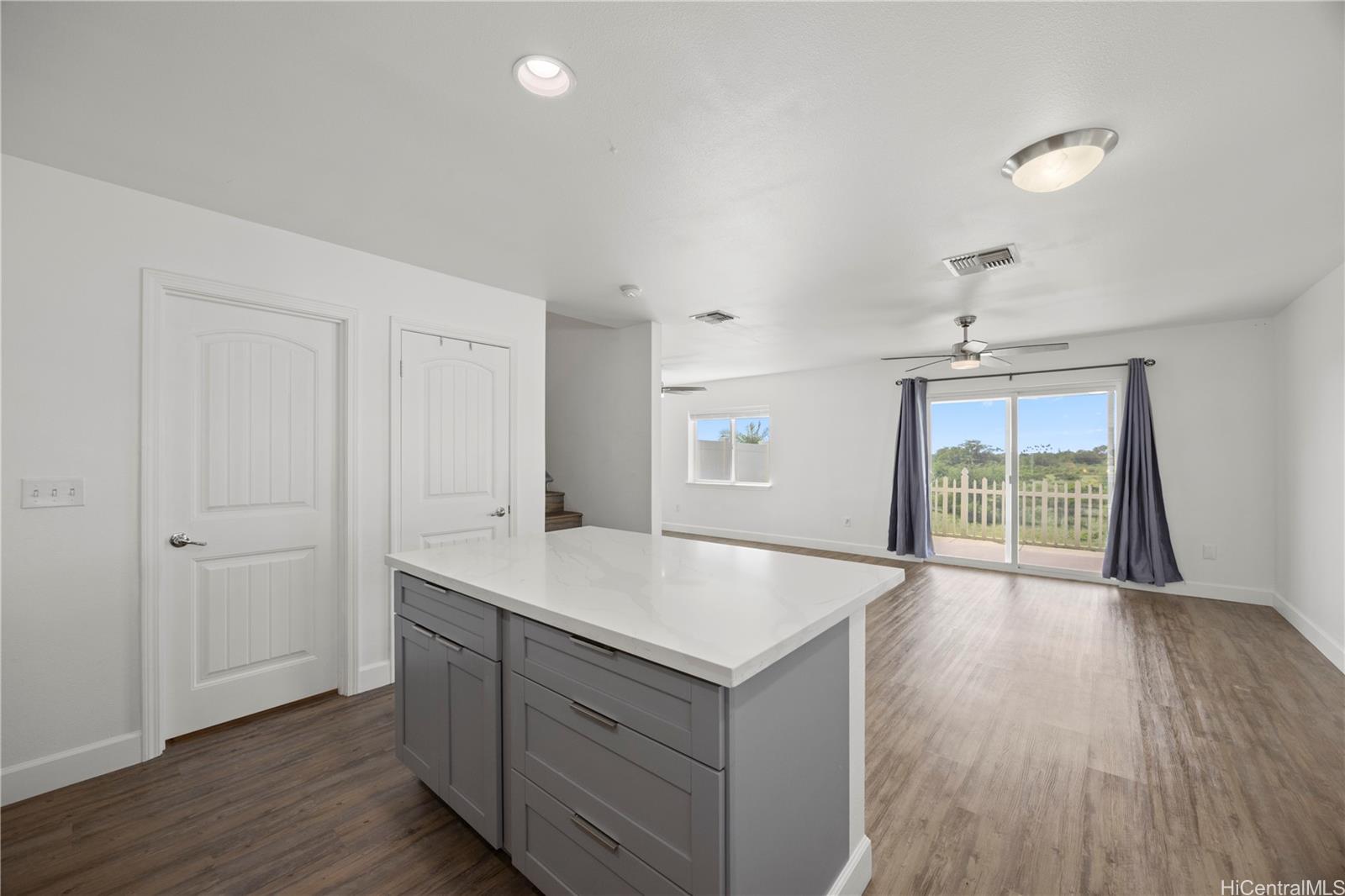 87-1635 Mokila St Waianae - Rental - photo 3 of 24