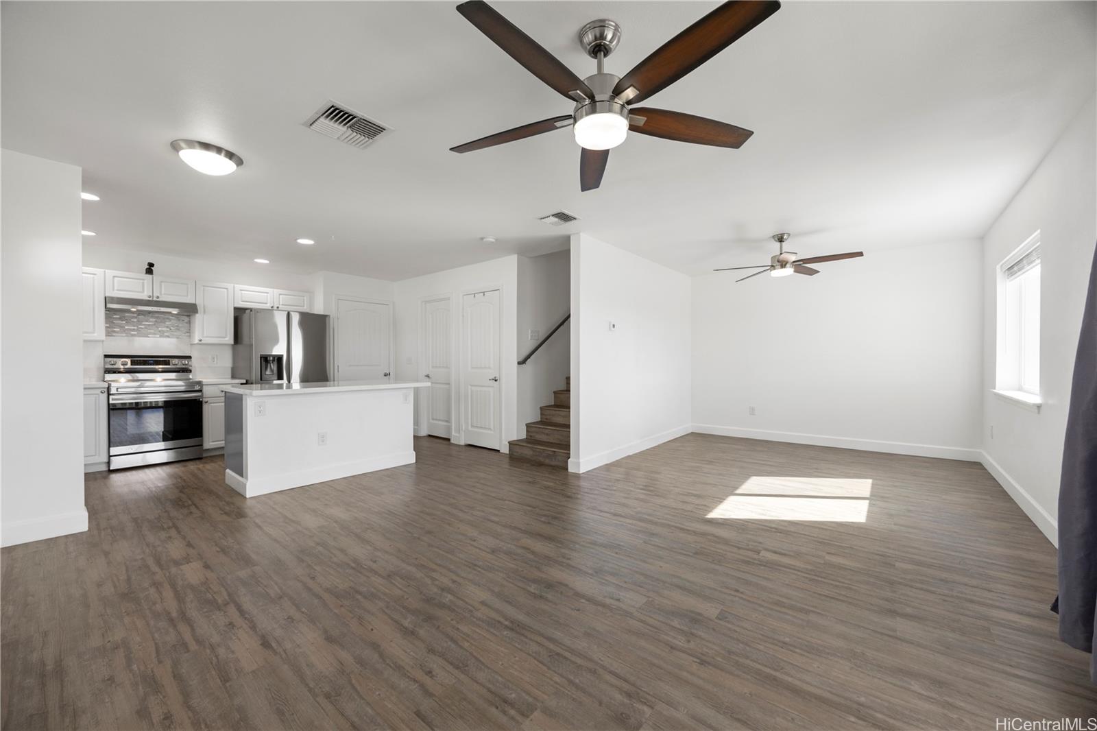 87-1635 Mokila St Waianae - Rental - photo 4 of 24