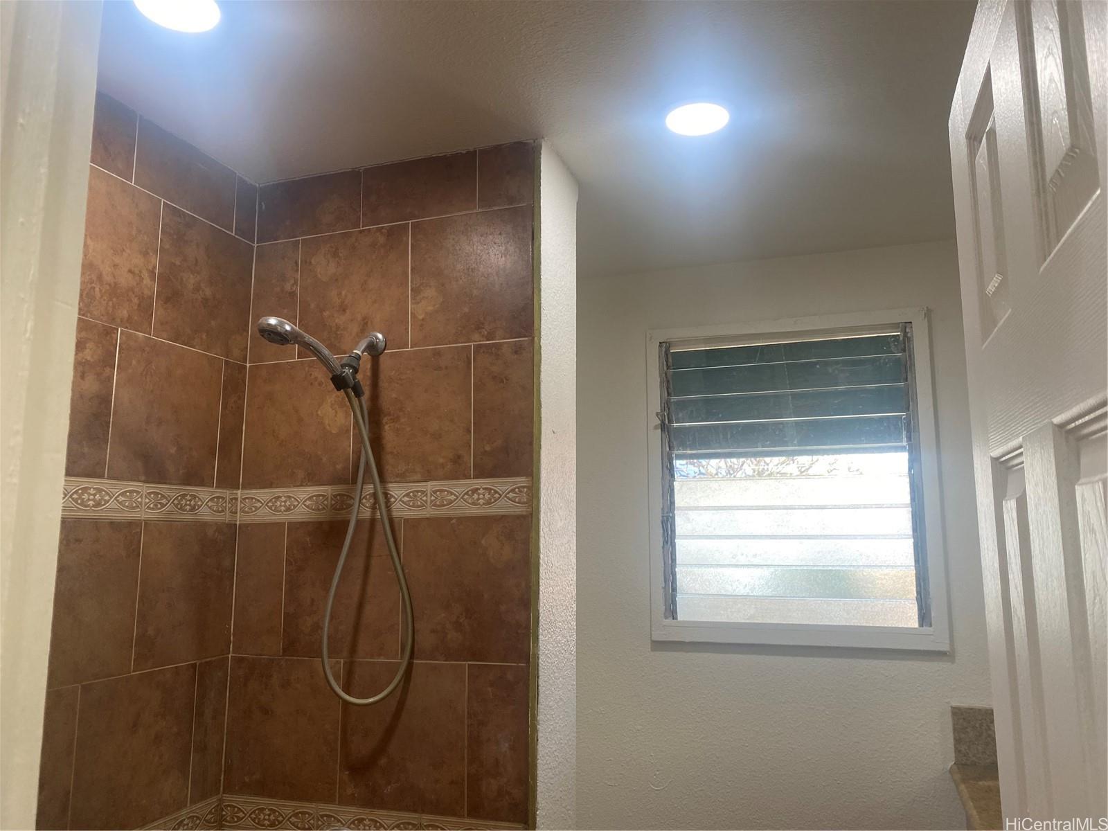 87-170  Maliona Street Maili, Leeward home - photo 12 of 21