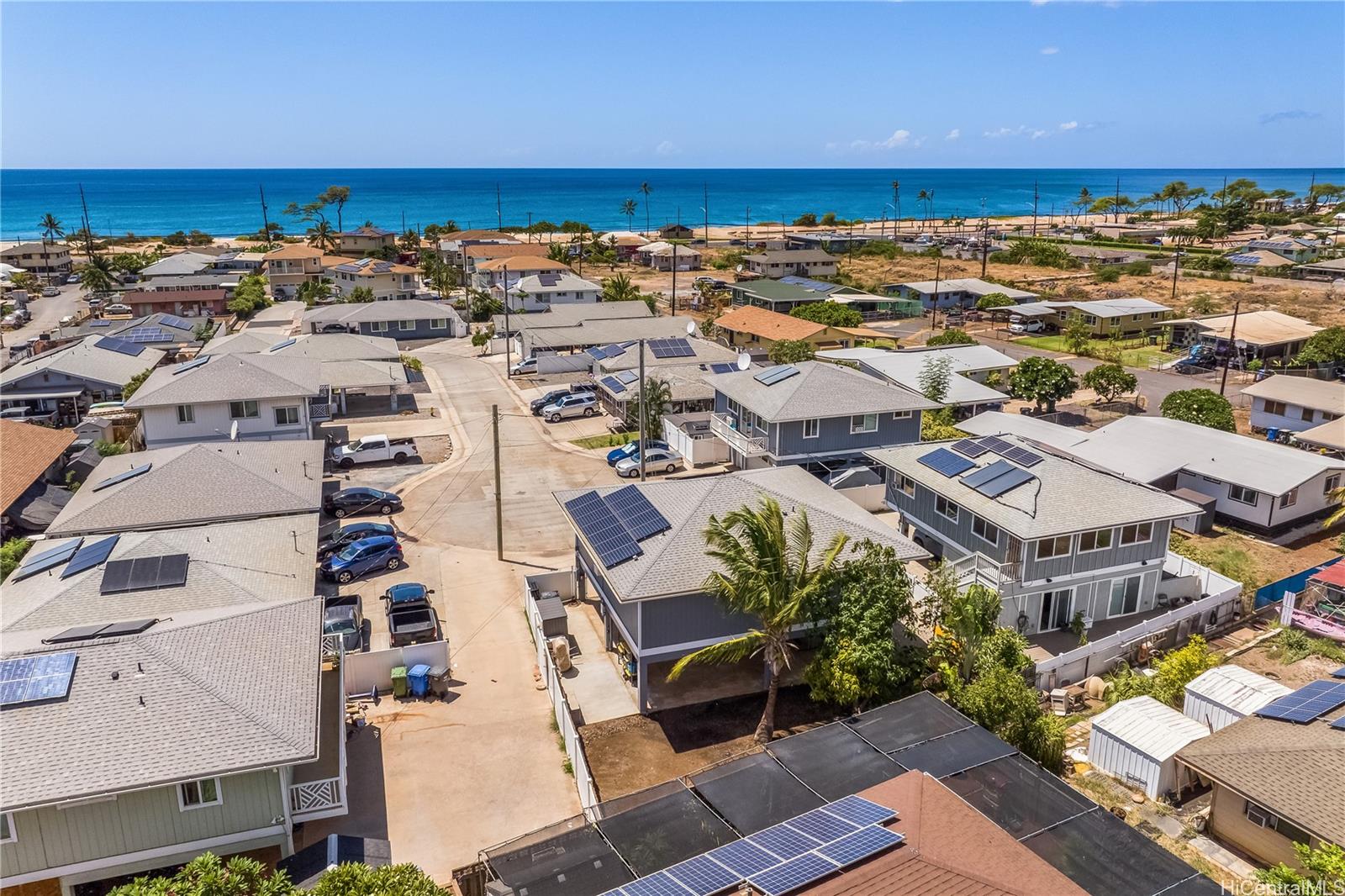 87-1720  Farrington Hwy Maili, Leeward home - photo 2 of 25