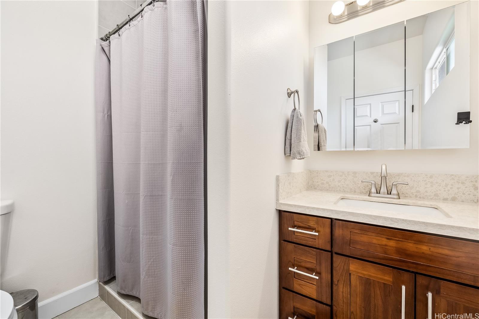 87-1720  Farrington Hwy Maili, Leeward home - photo 24 of 25