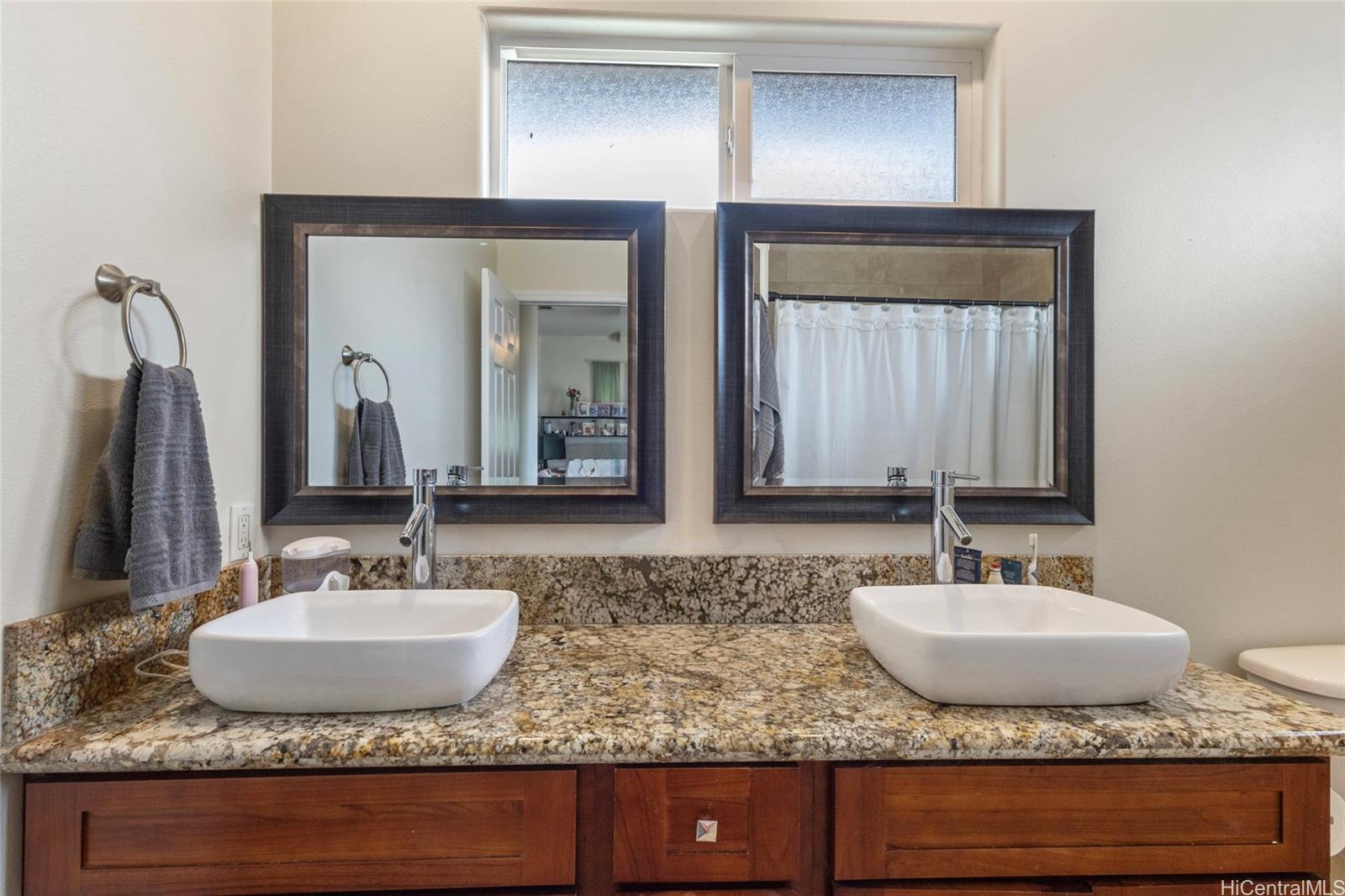 87-1720  Farrington Hwy Maili, Leeward home - photo 14 of 23