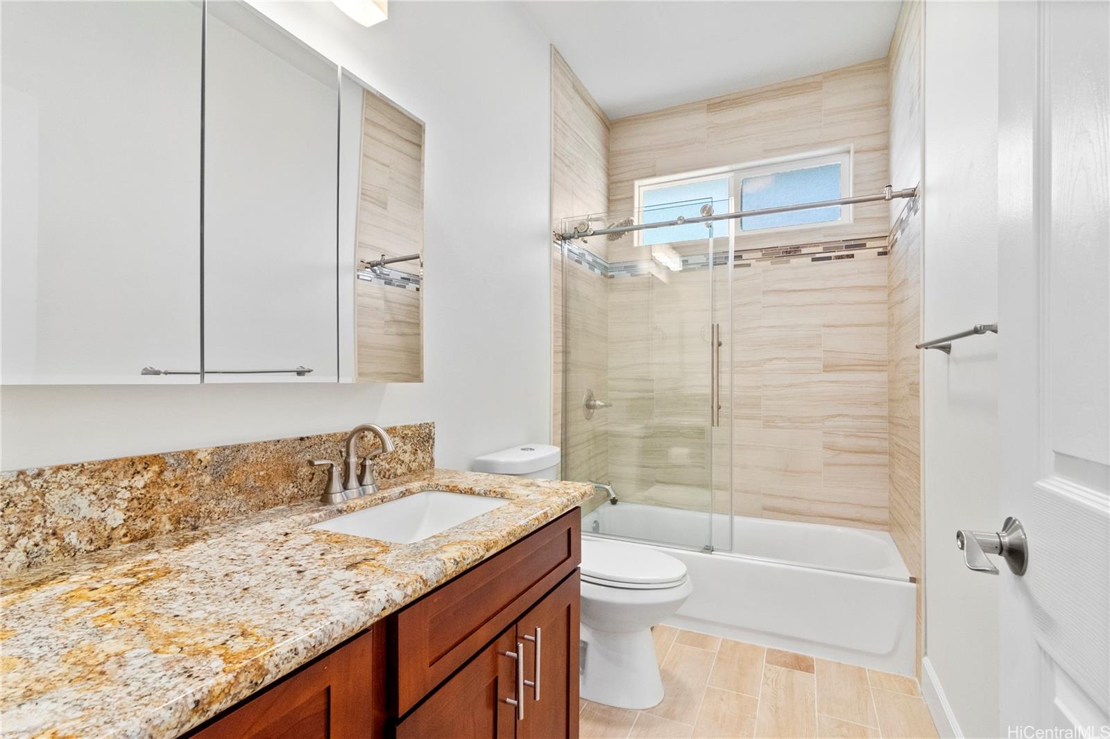 87-1720  Farrington Hwy Maili, Leeward home - photo 11 of 24