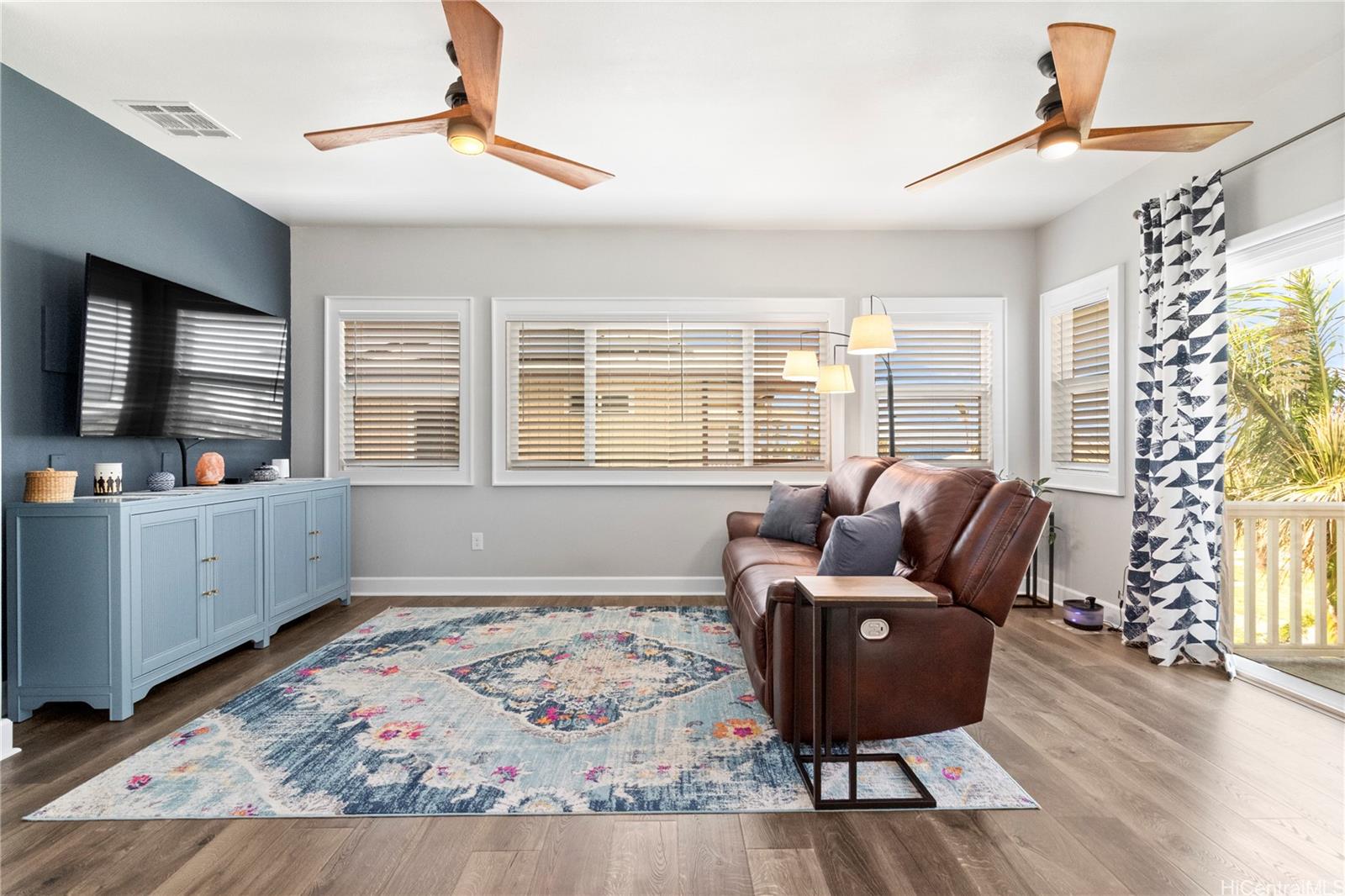 87-1720  Farrington Hwy Maili, Leeward home - photo 4 of 24