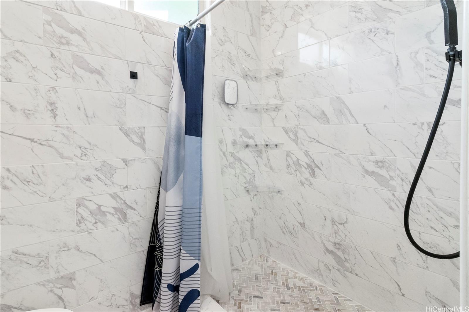 87-1720  Farrington Hwy Maili, Leeward home - photo 8 of 24