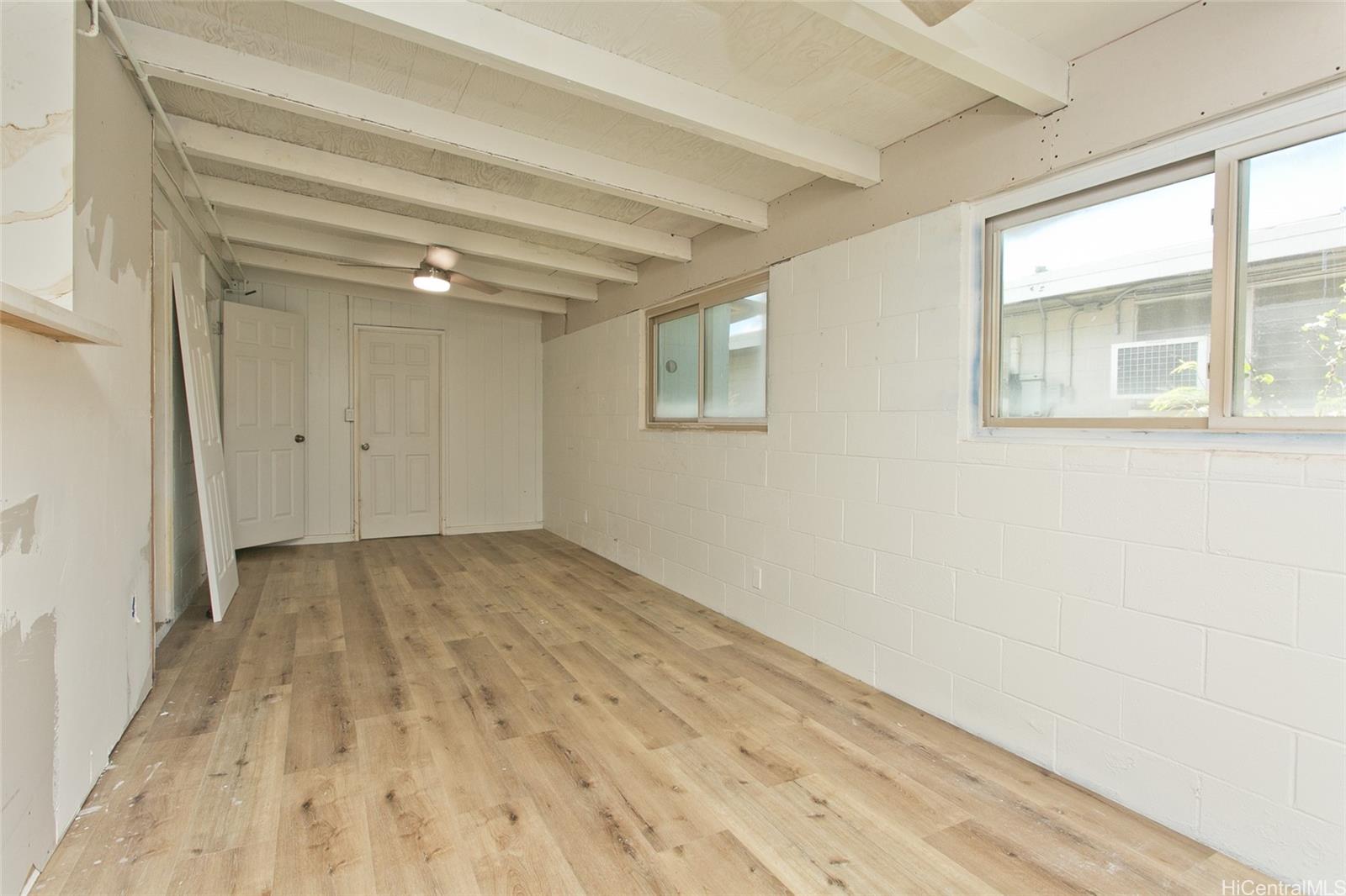 87-1727  Mohihi Street Maili, Leeward home - photo 16 of 21