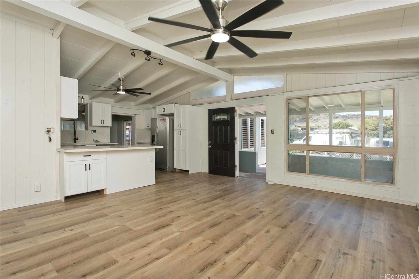 87-1727  Mohihi Street Maili, Leeward home - photo 7 of 21