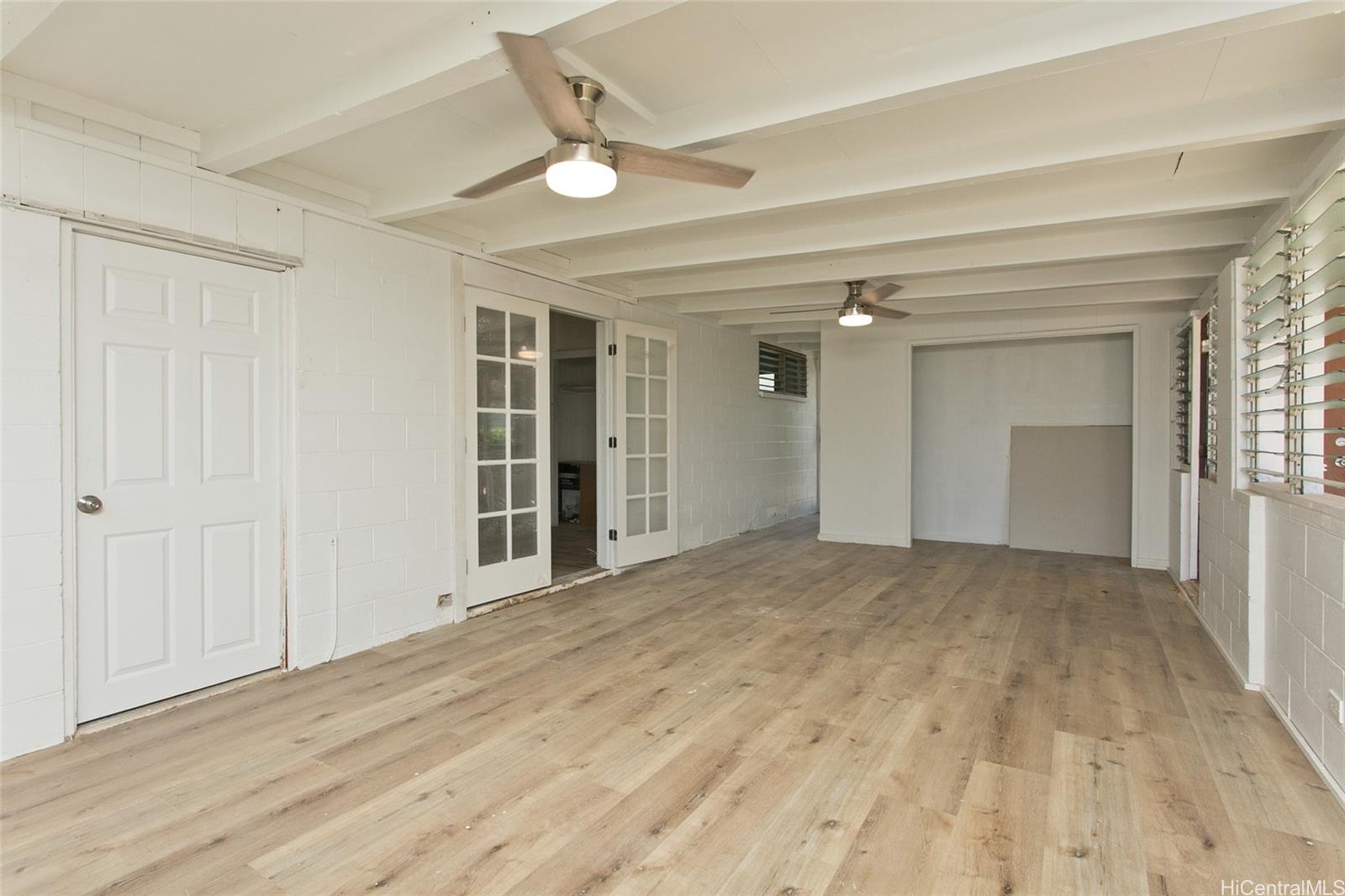 87-1727  Mohihi Street Maili, Leeward home - photo 10 of 21