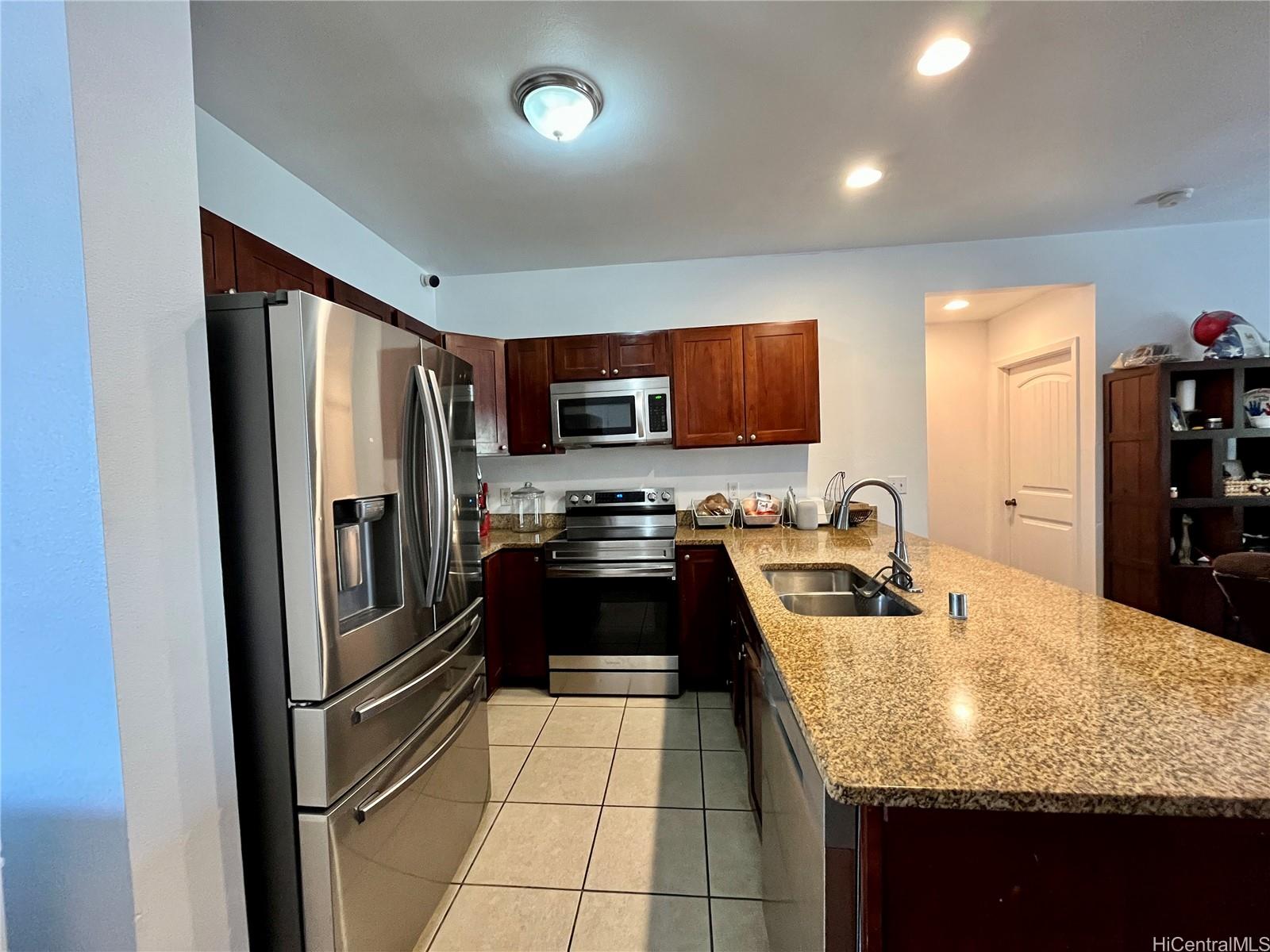 Maili Beach Place condo # C8, Waianae, Hawaii - photo 5 of 25