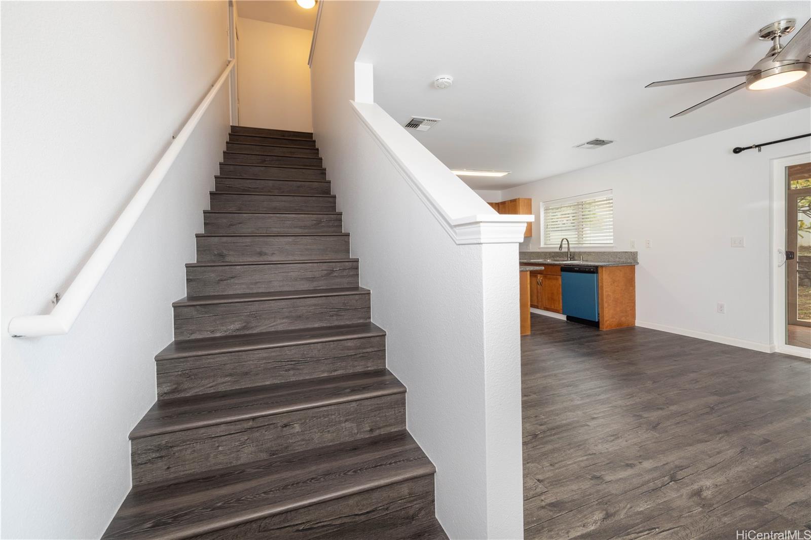 87-1762  Mokila Street Maili Sea-makalae 1, Leeward home - photo 10 of 25