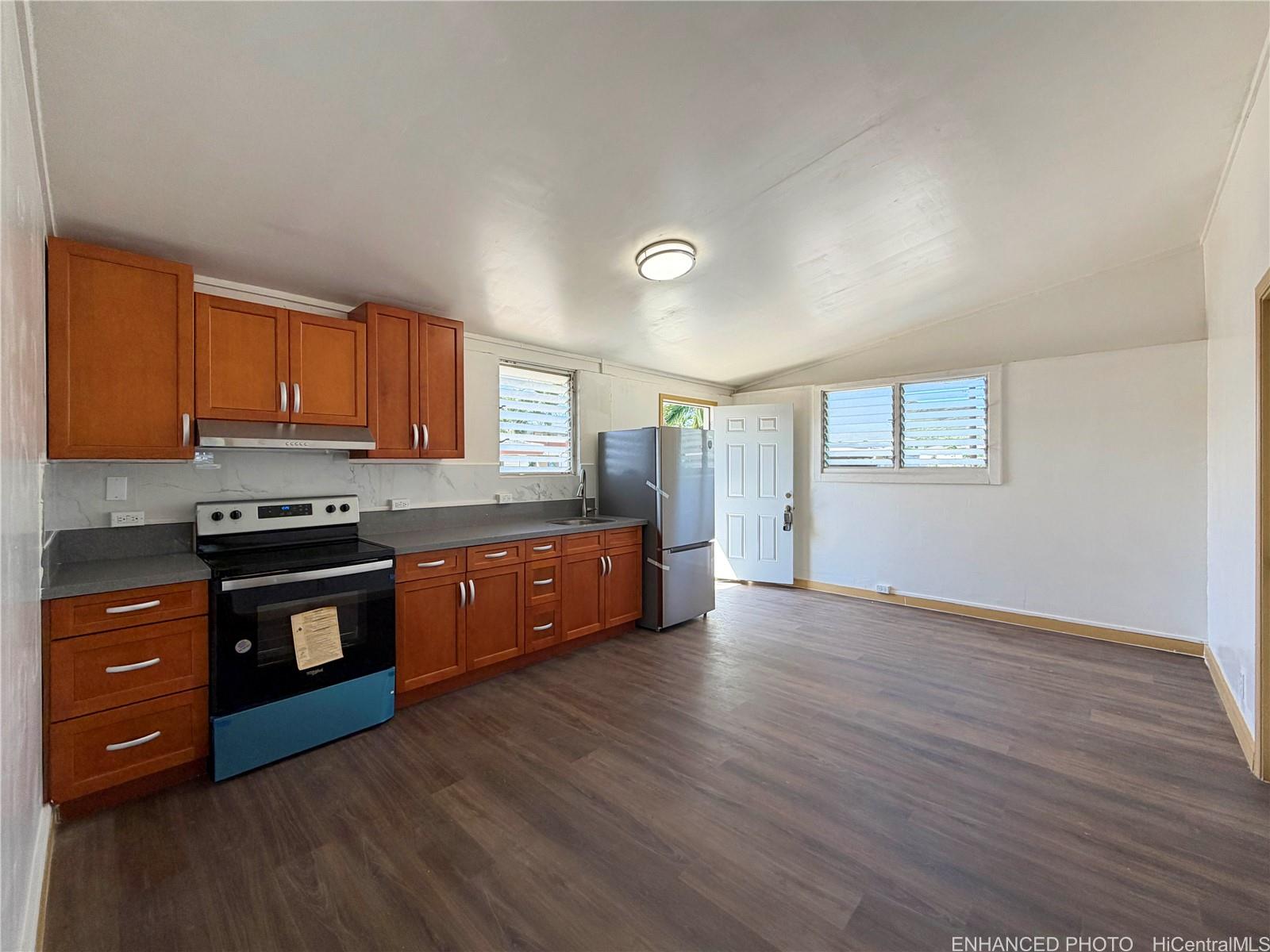 87-1777  Mohihi St Maili, Leeward home - photo 2 of 16