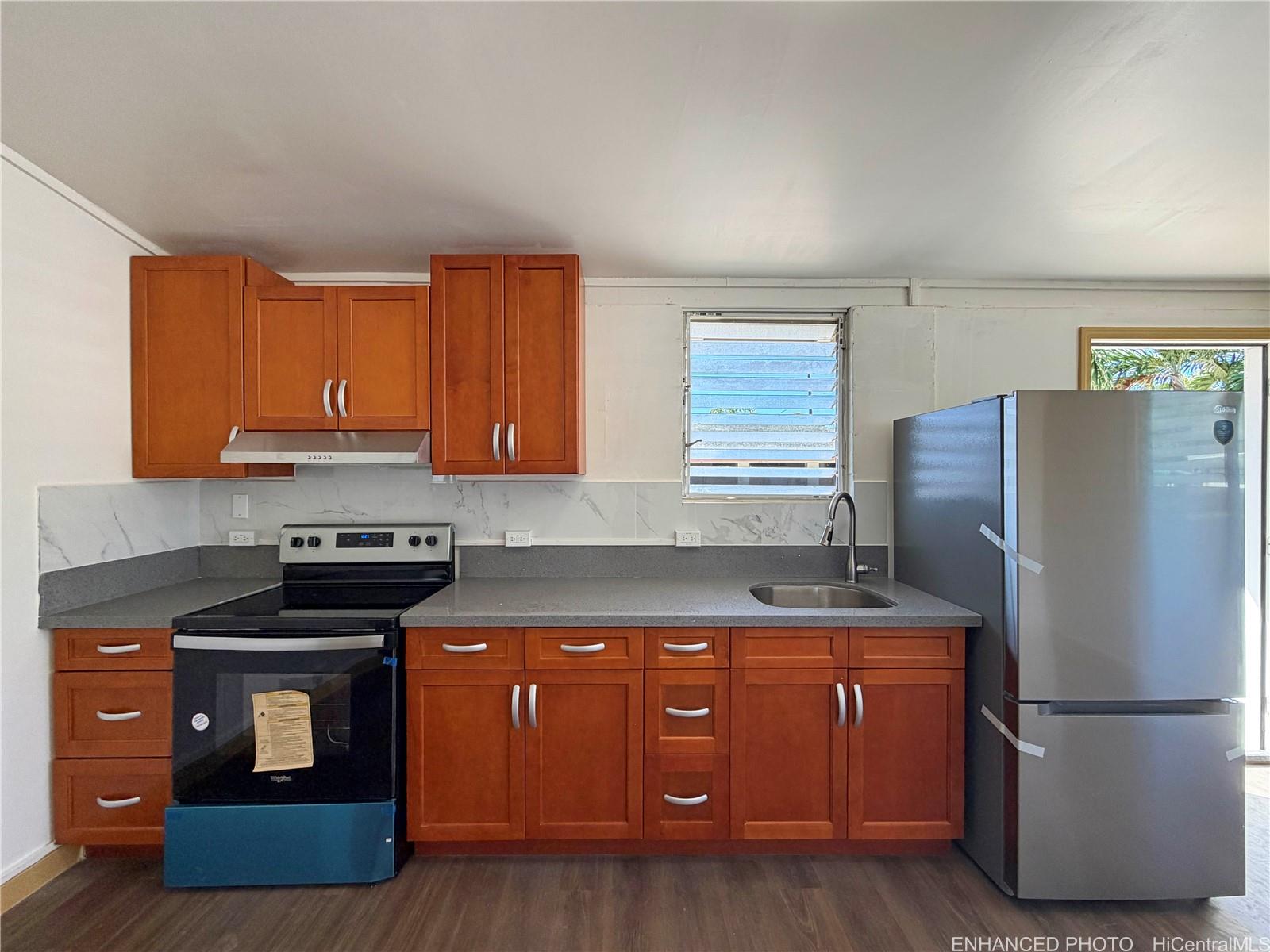 87-1777  Mohihi St Maili, Leeward home - photo 3 of 16