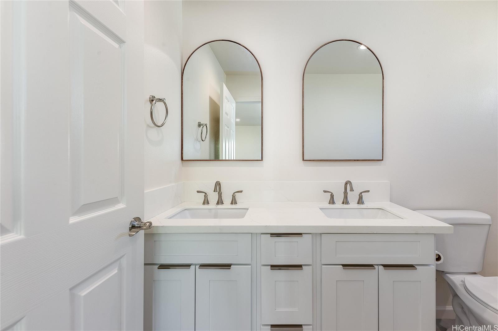 87-188  Kulaaupuni Street Maili, Leeward home - photo 3 of 7