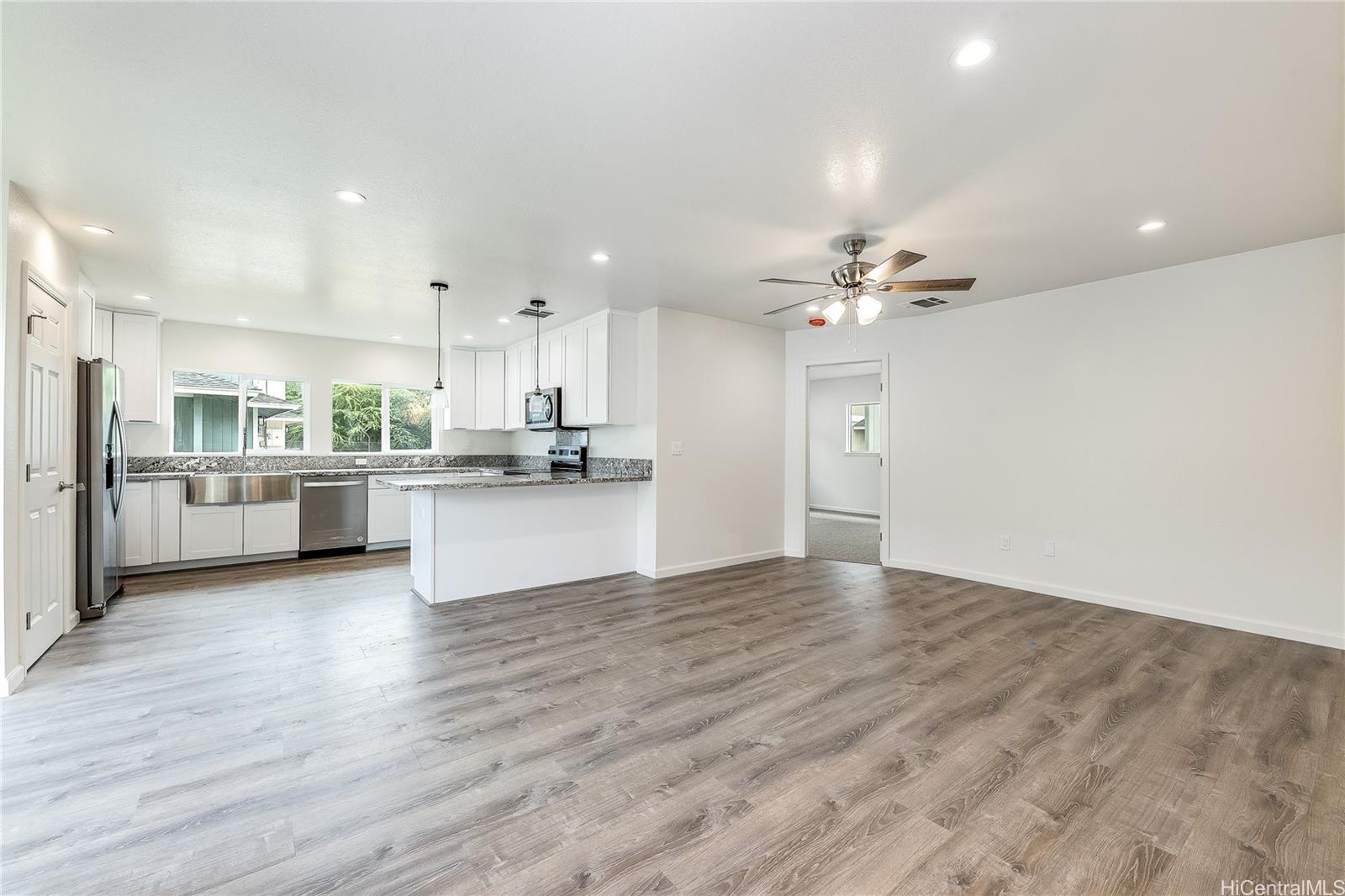 87-188  Kulaaupuni Street Maili, Leeward home - photo 5 of 7