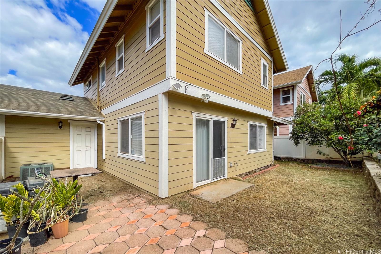 87-1958  Pakeke St Maili, Leeward home - photo 17 of 25