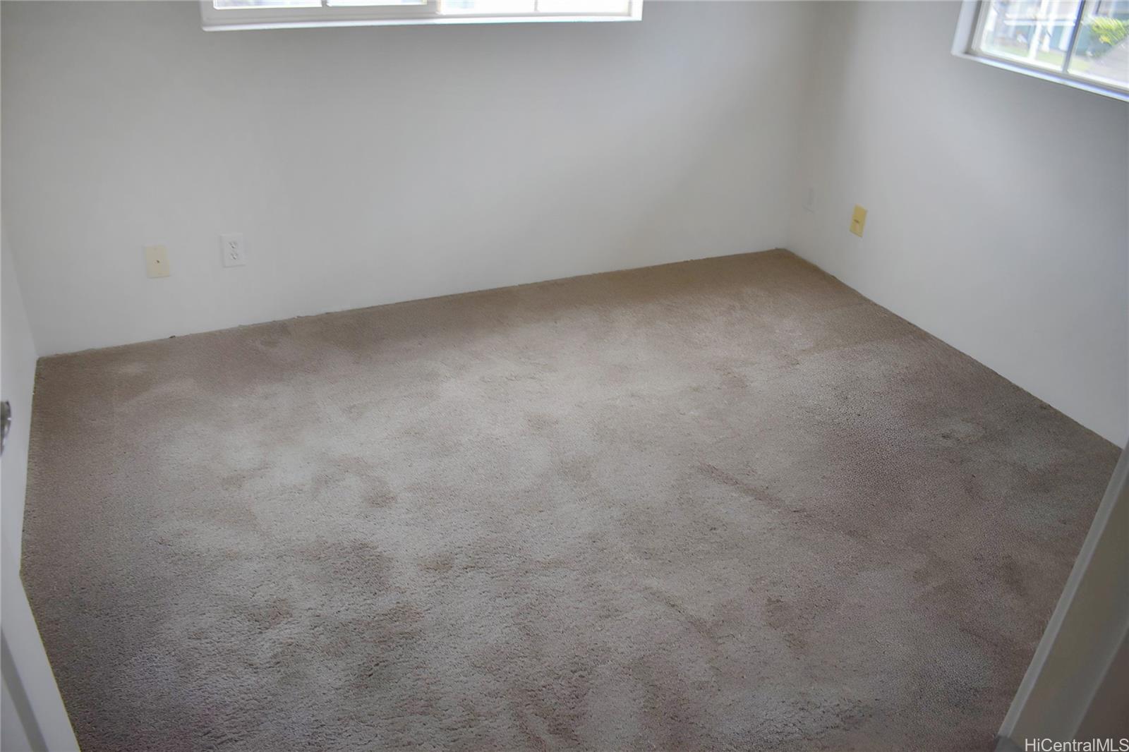 87-1976  Pakeke St Maili, Leeward home - photo 10 of 10