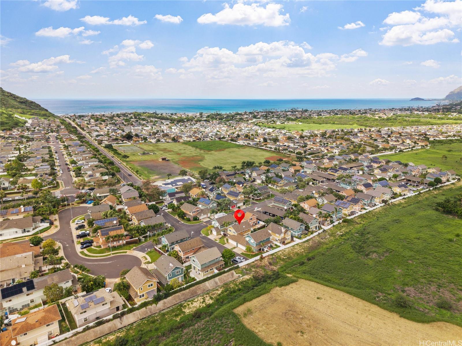 87-1976  Pakeke St Maili, Leeward home - photo 2 of 25