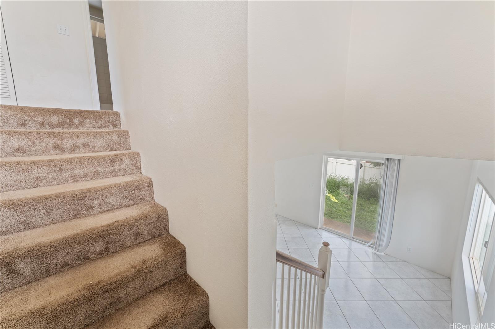 87-1976  Pakeke St Maili, Leeward home - photo 15 of 25