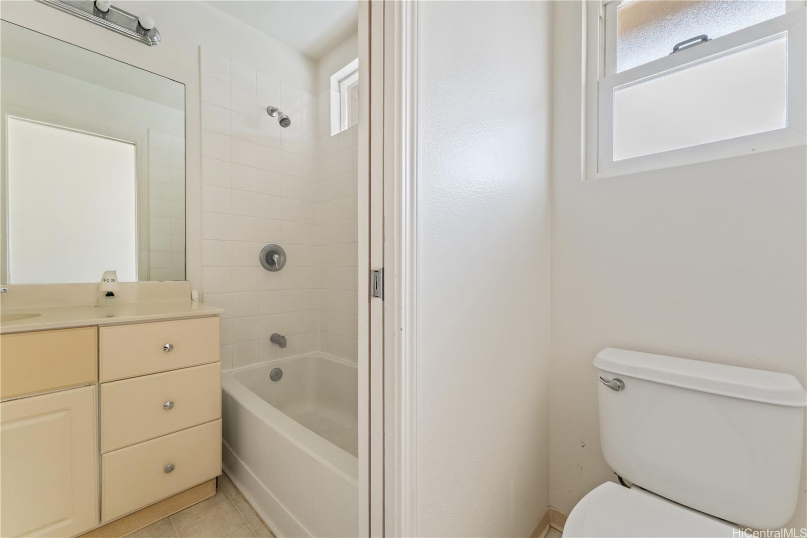 87-1976  Pakeke St Maili, Leeward home - photo 21 of 25