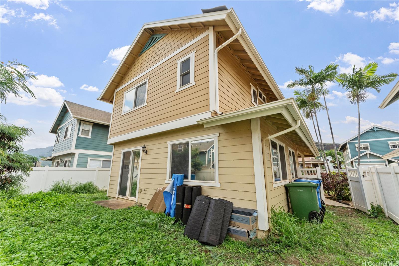 87-1976  Pakeke St Maili, Leeward home - photo 6 of 25