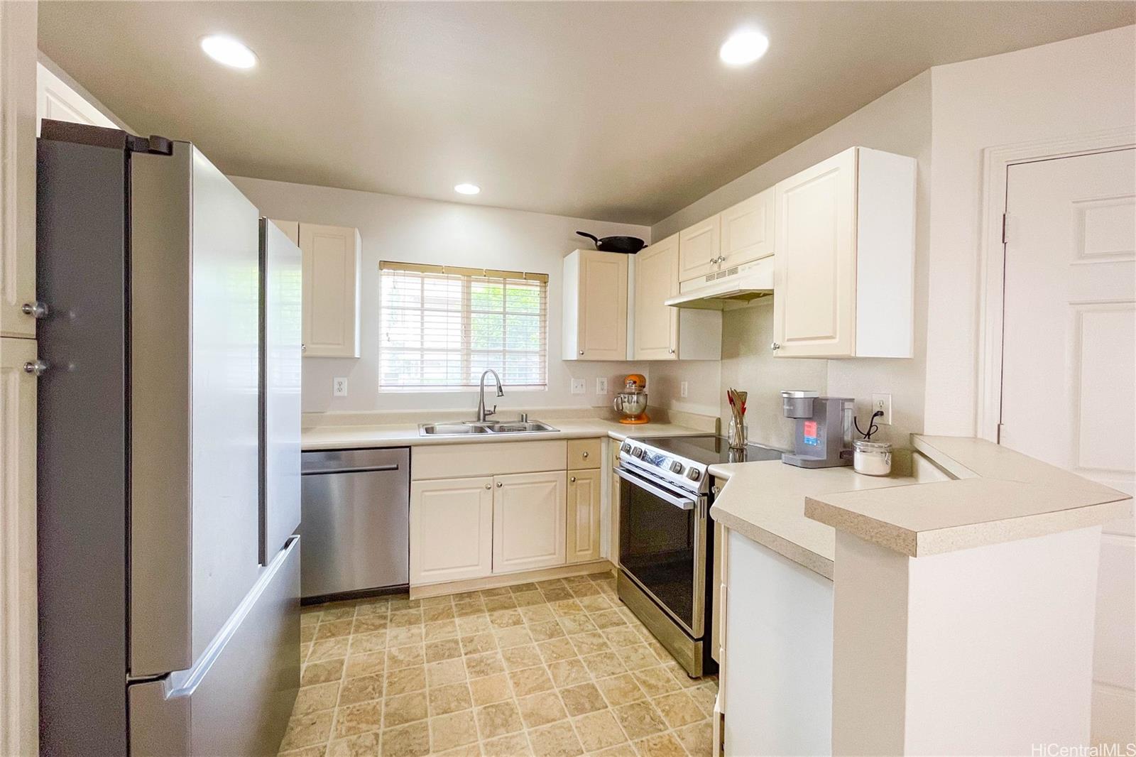 87-1980  Pakeke Street Maili, Leeward home - photo 6 of 25