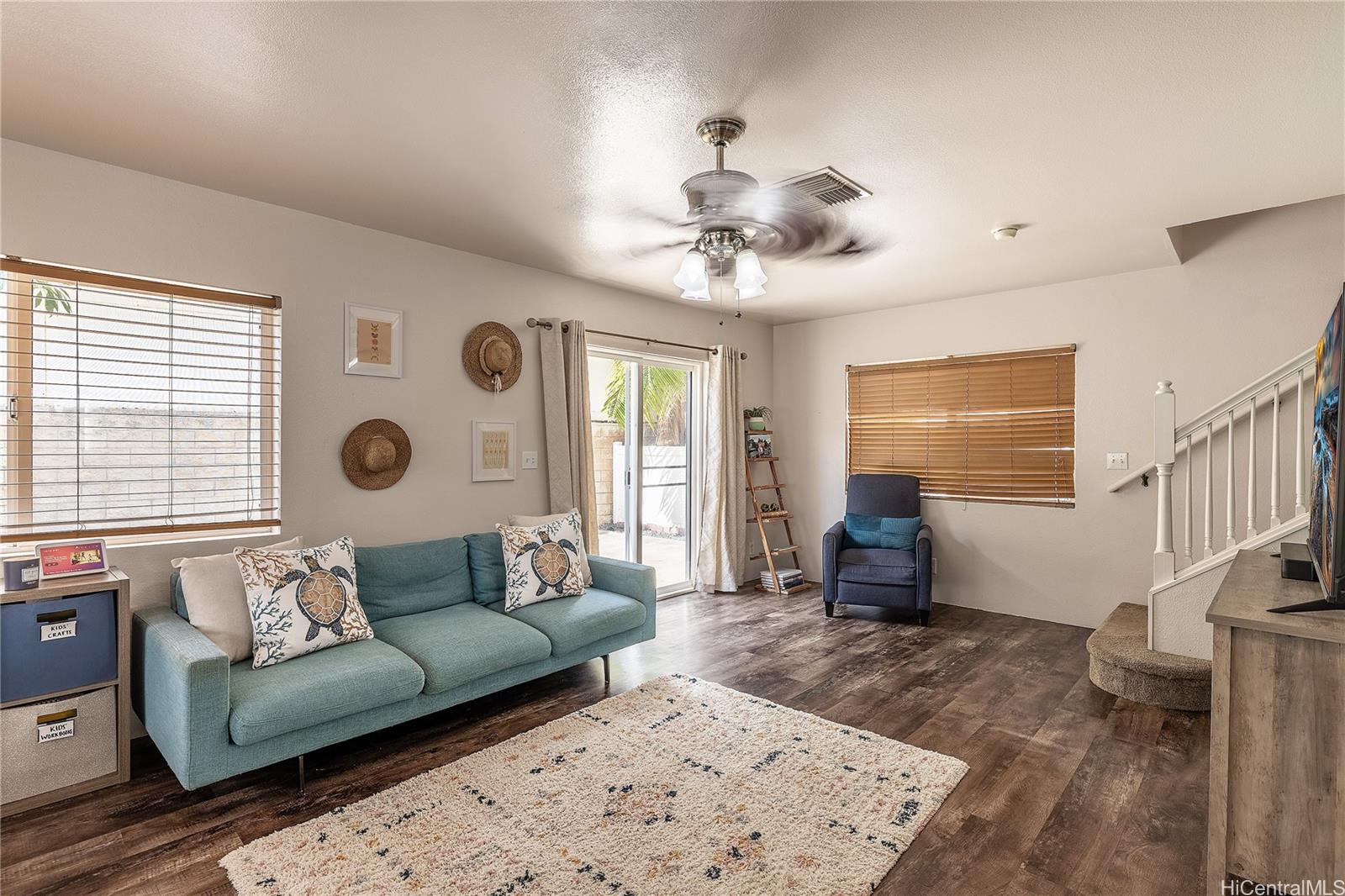 87-1980  Pakeke Street Maili, Leeward home - photo 2 of 25