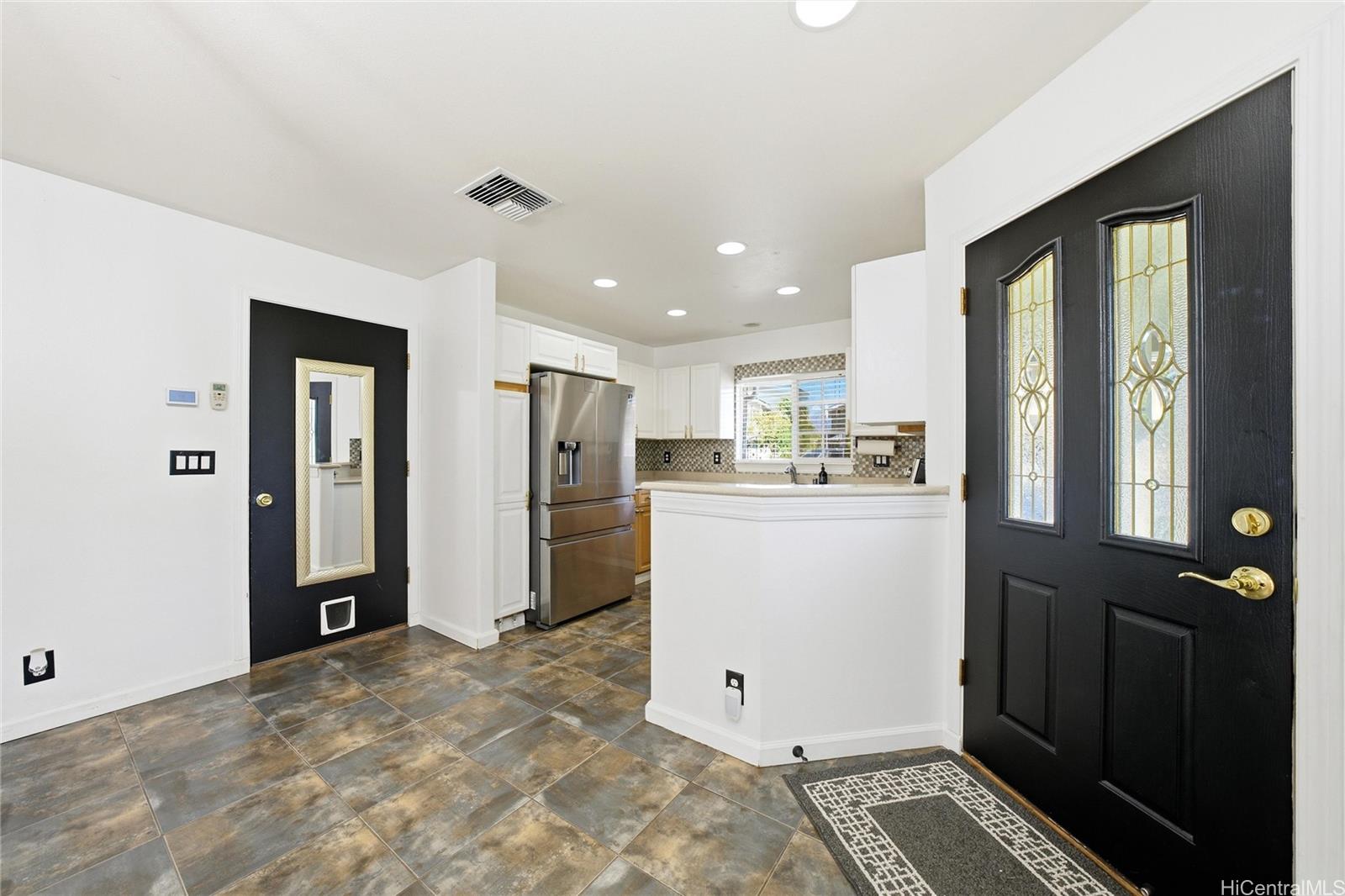 87-2115 Pakeke St Waianae - Rental - photo 9 of 24